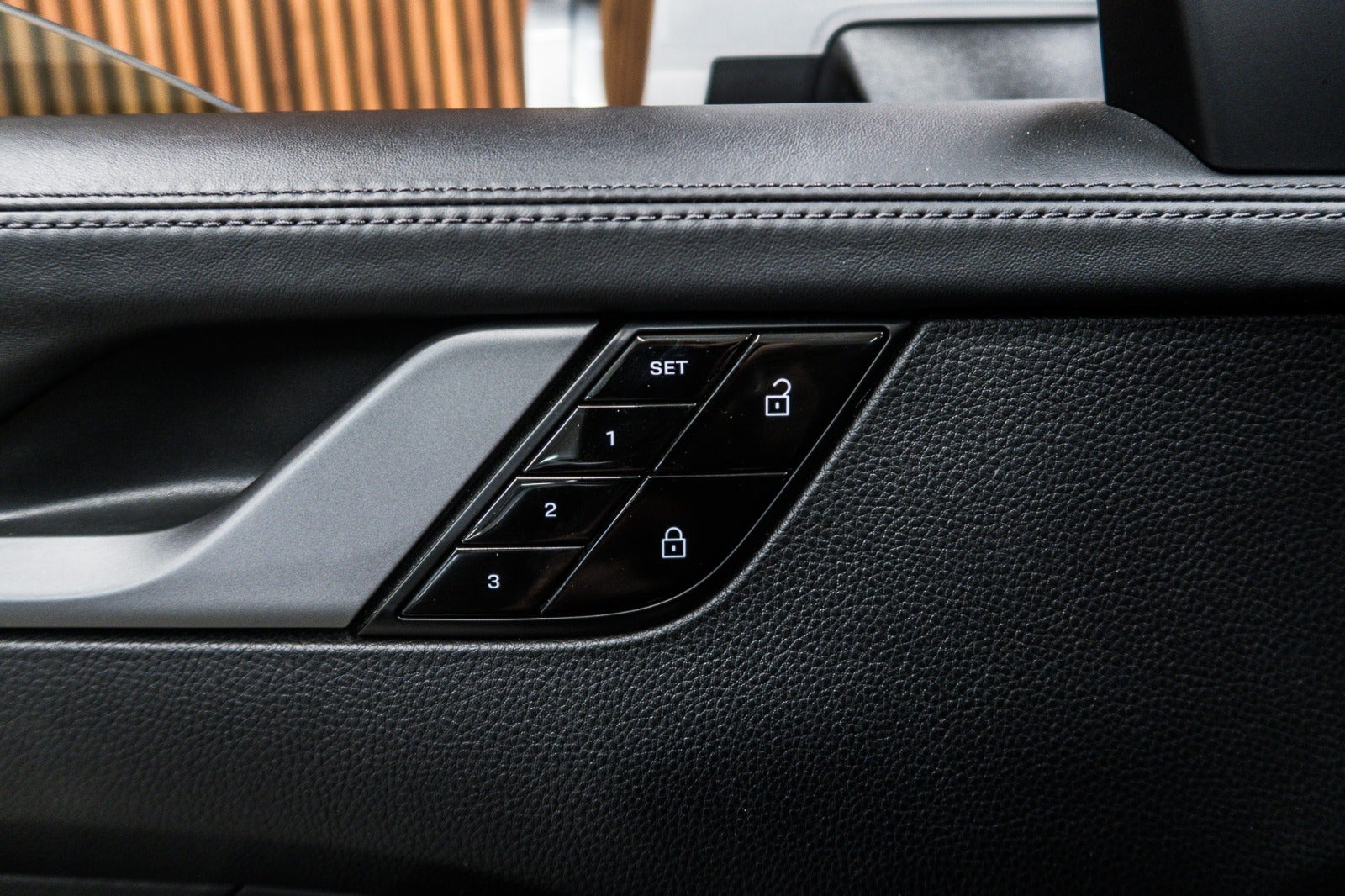 flexleasing-porsche-911-carrera-4s-30-cabriolet-pdk-2d-findleasing