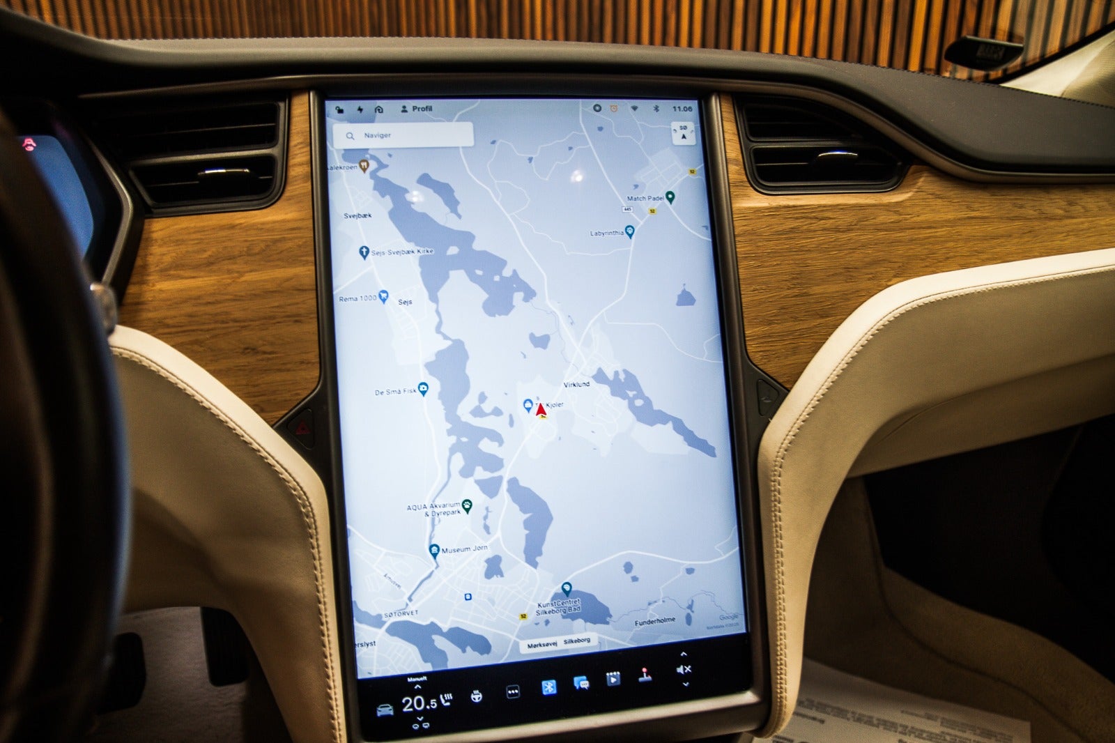 flexleasing-tesla-model-s-long-range-awd-5d-findleasing