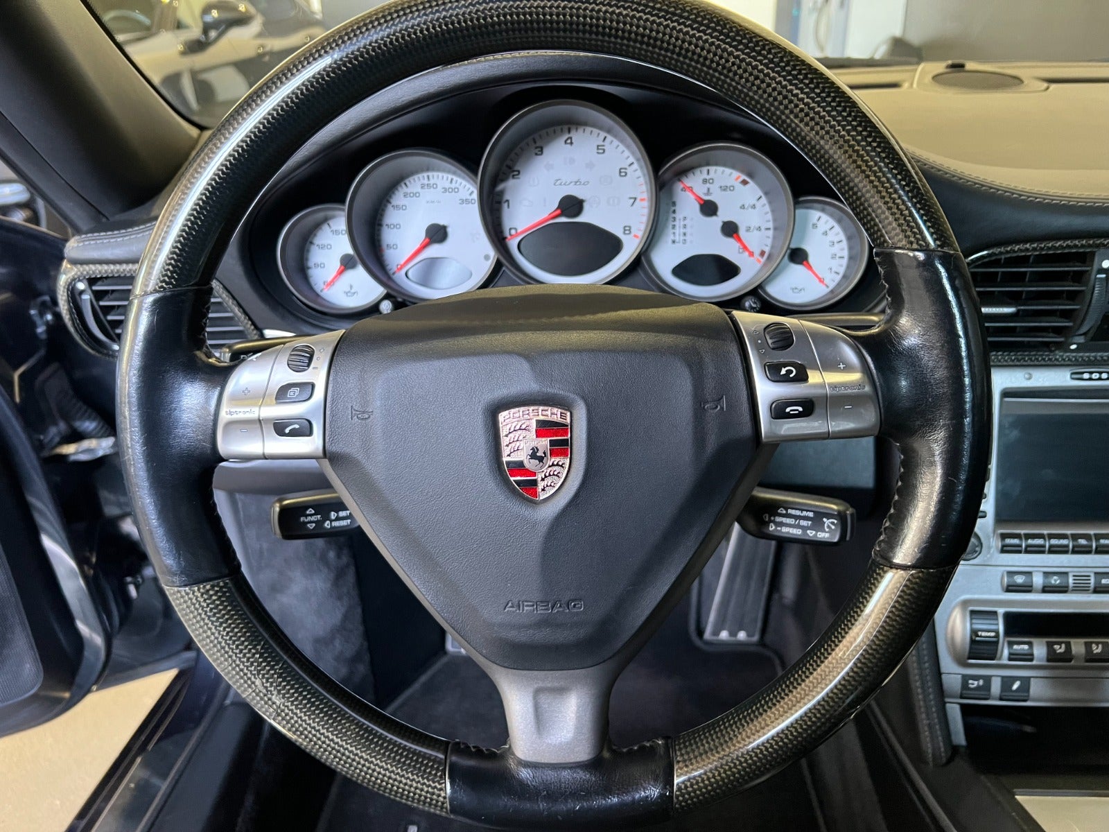 flexleasing-porsche-911-turbo-36-coupe-tiptr-2d-findleasing