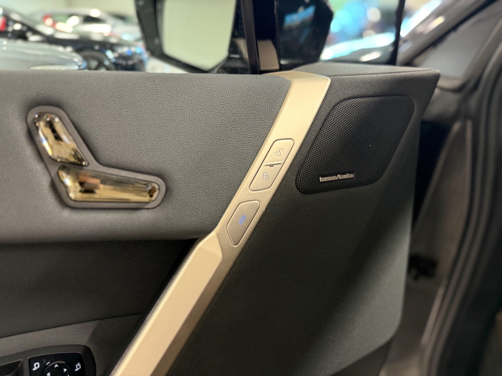 flexleasing-bmw-ix-m60-xdrive50-super-charged-5d-findleasing