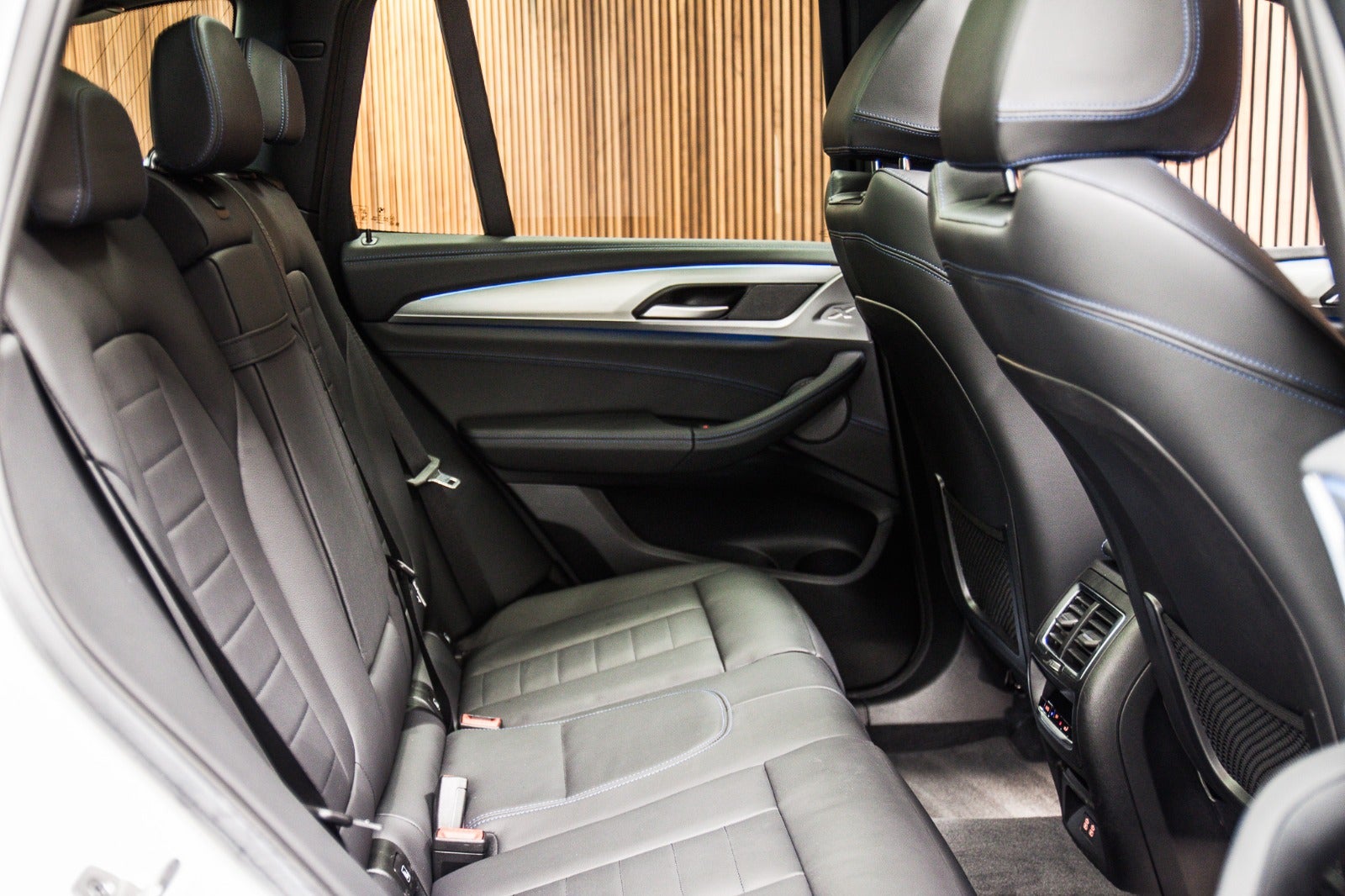 flexleasing-bmw-ix3-charged-plus-m-sport-5d-findleasing