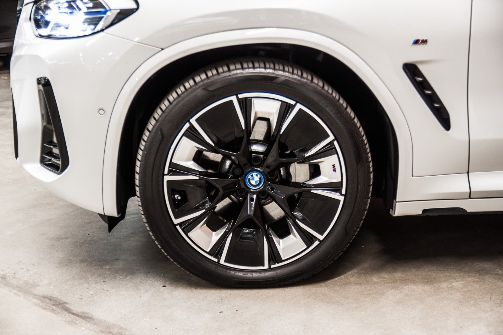 flexleasing-bmw-ix3-charged-plus-m-sport-5d-findleasing