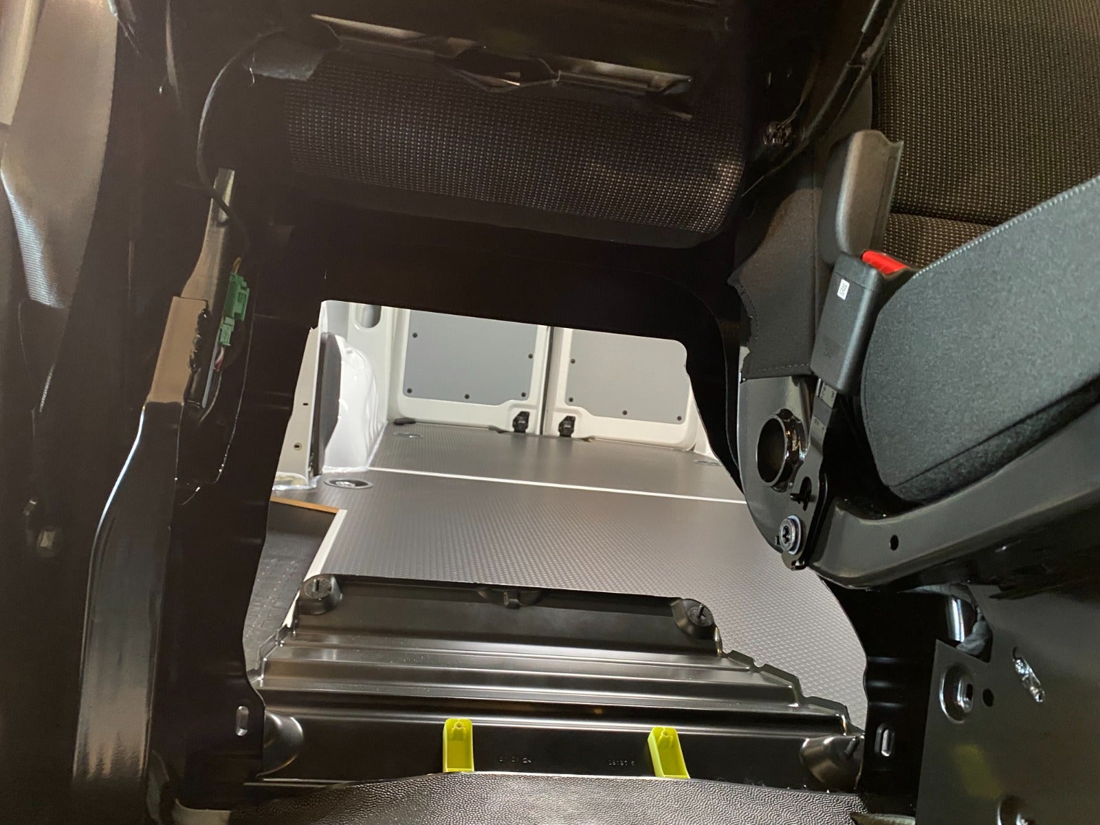 flexleasing-opel-vivaro-20-bluehdi-145-enjoy-l3-eat8-findleasing