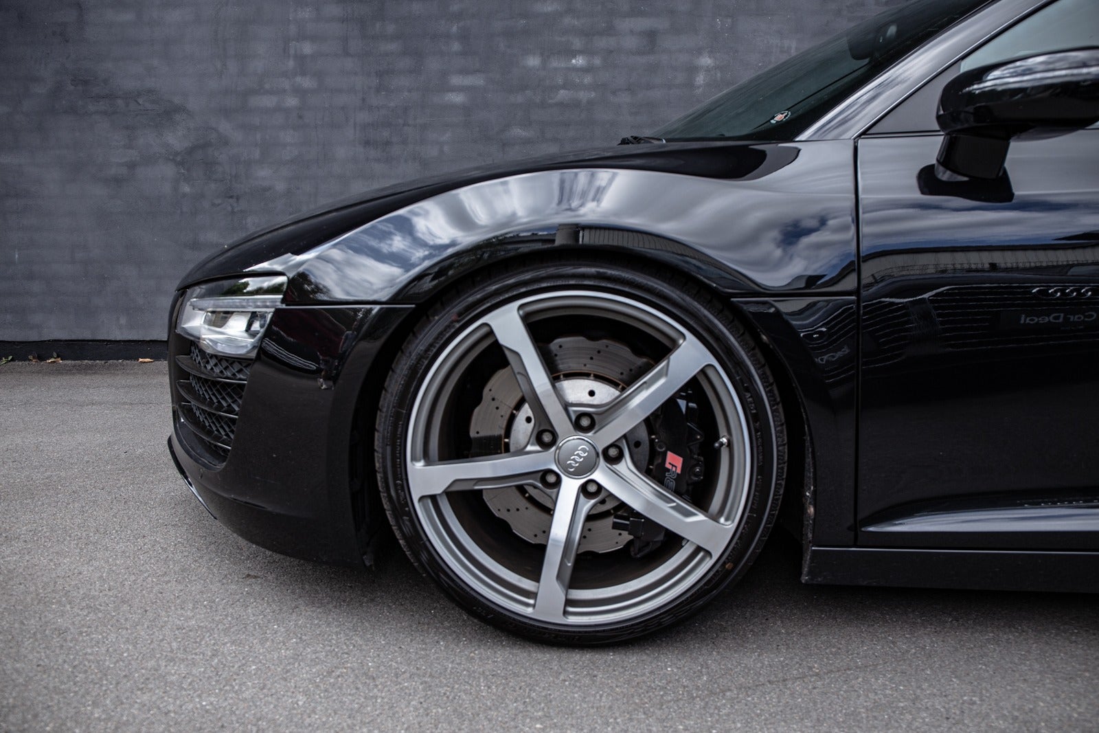 flexleasing-audi-r8-42-fsi-spyder-quattro-s-tr-2d-findleasing