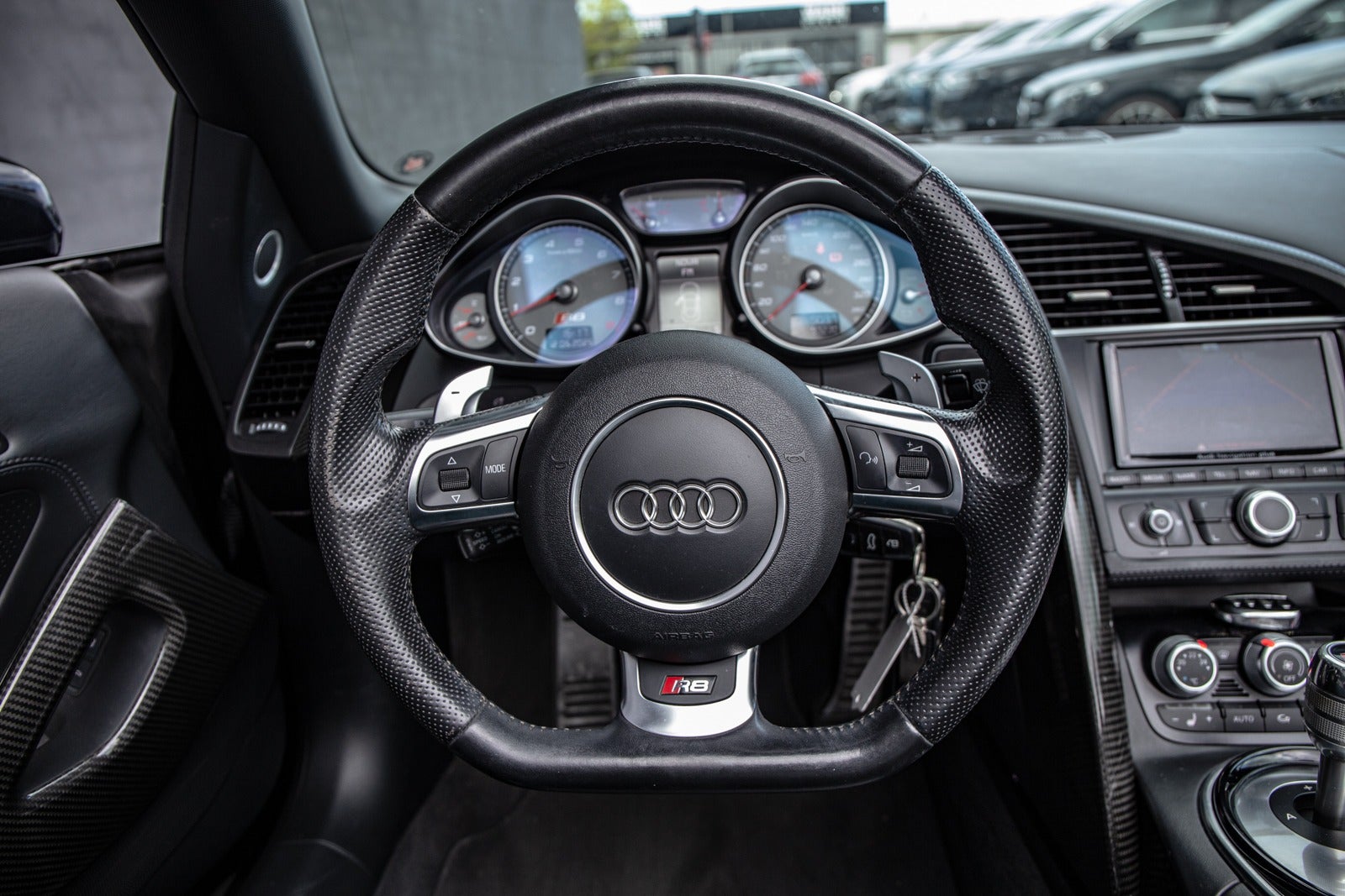 flexleasing-audi-r8-42-fsi-spyder-quattro-s-tr-2d-findleasing