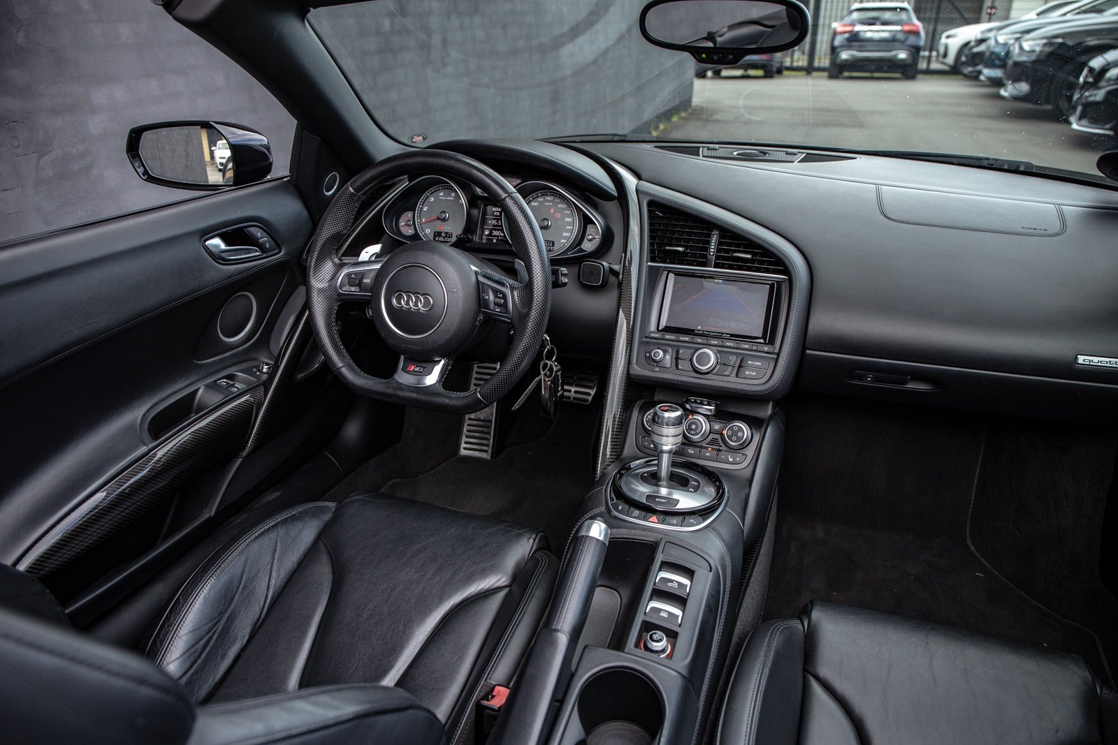 flexleasing-audi-r8-42-fsi-spyder-quattro-s-tr-2d-findleasing
