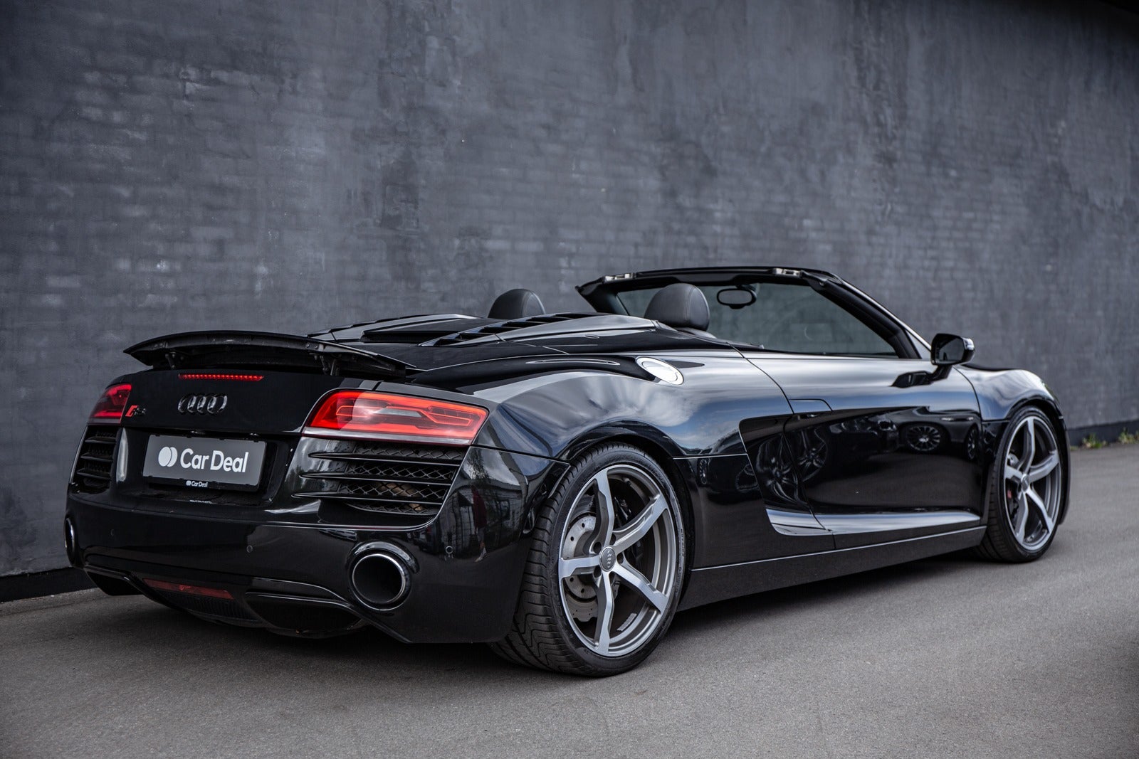 flexleasing-audi-r8-42-fsi-spyder-quattro-s-tr-2d-findleasing