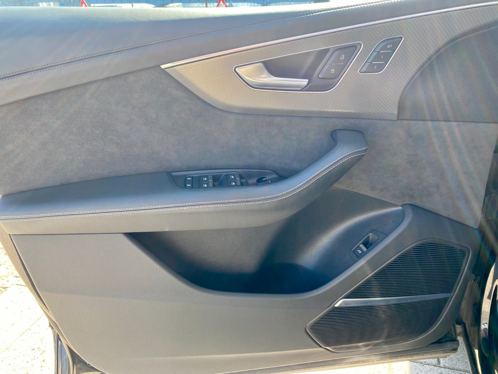 flexleasing-audi-rs-q8-40-tfsi-quattro-tiptr-5d-findleasing