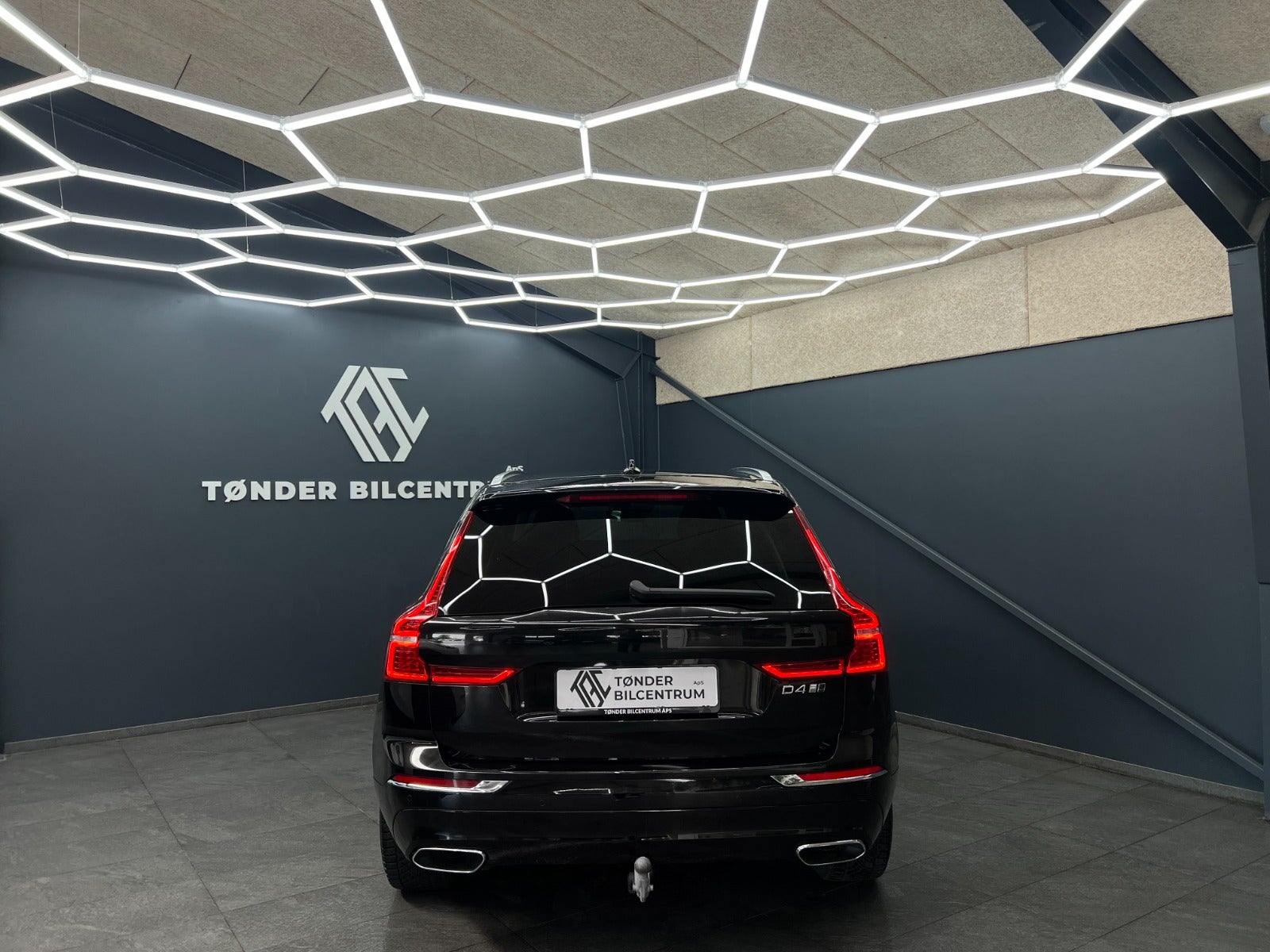 flexleasing-volvo-xc60-20-d4-190-inscription-aut-awd-5d-findleasing