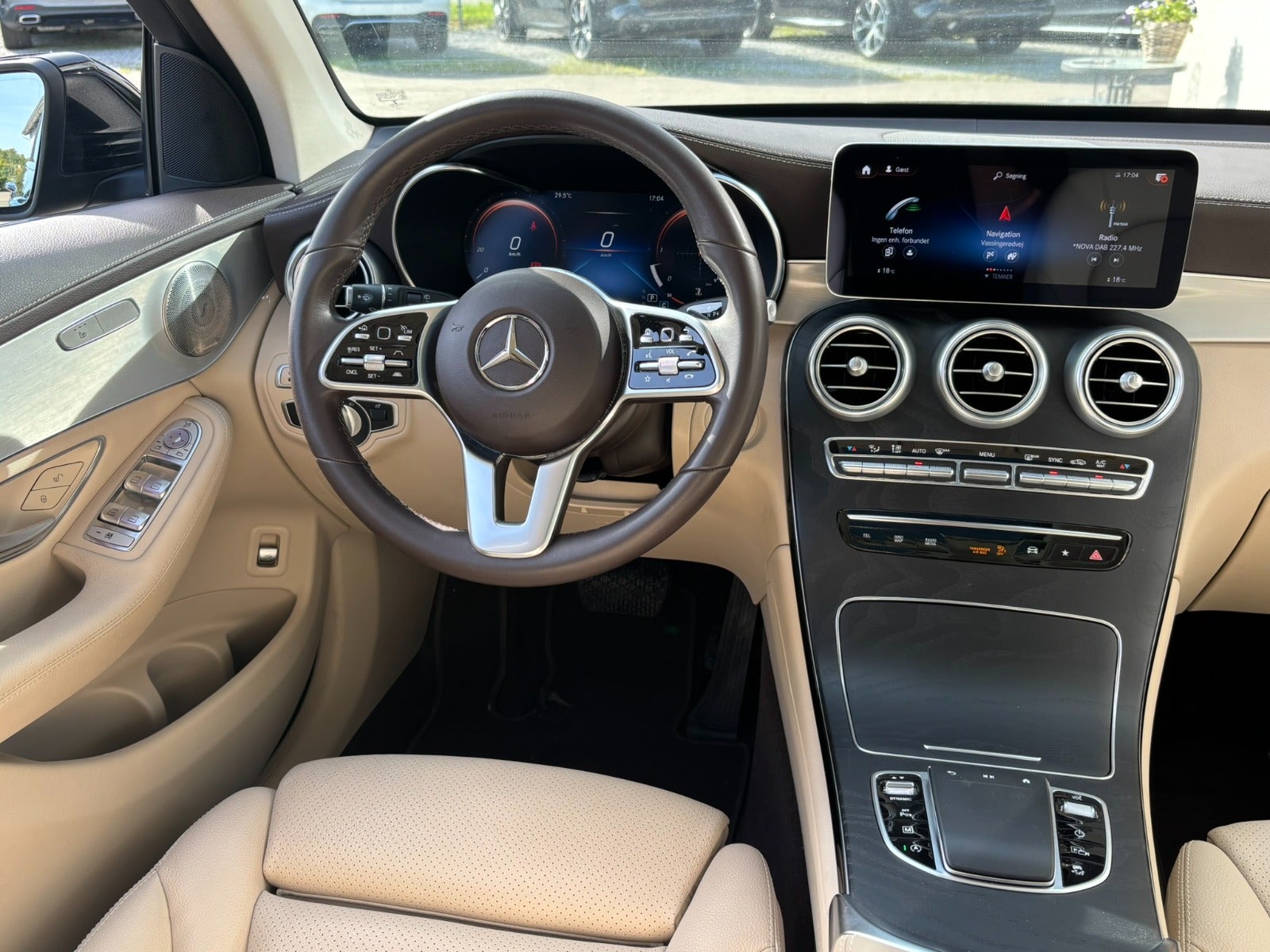flexleasing-mercedes-glc400-d-29-amg-line-aut-4matic-5d-findleasing