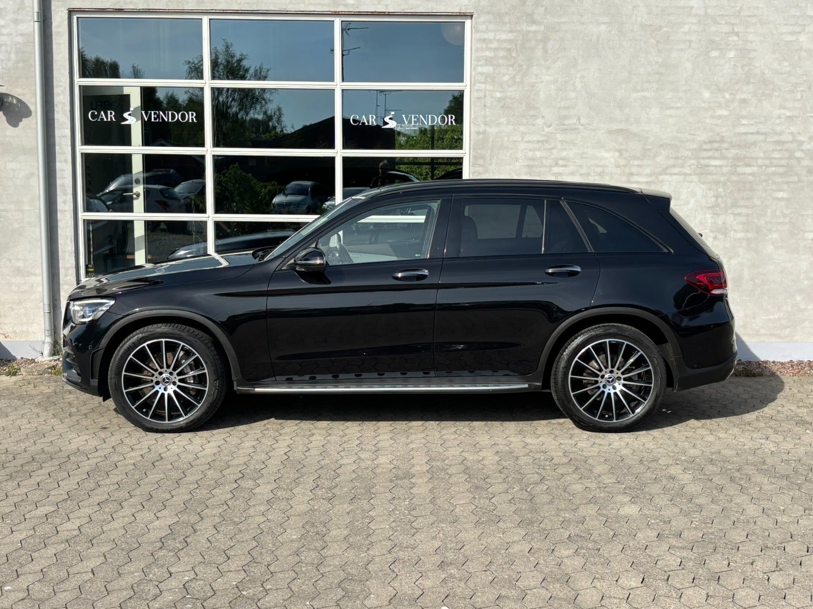 flexleasing-mercedes-glc400-d-29-amg-line-aut-4matic-5d-findleasing