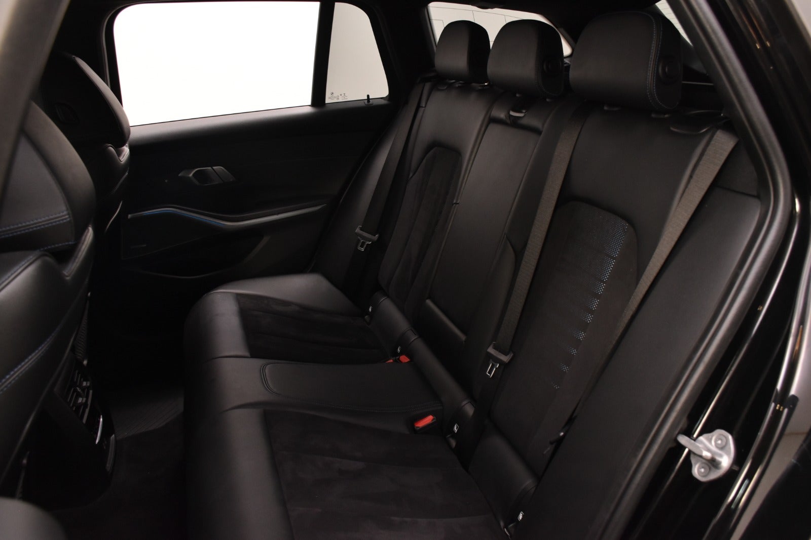 flexleasing-bmw-330e-20-touring-m-sport-aut-5d-findleasing