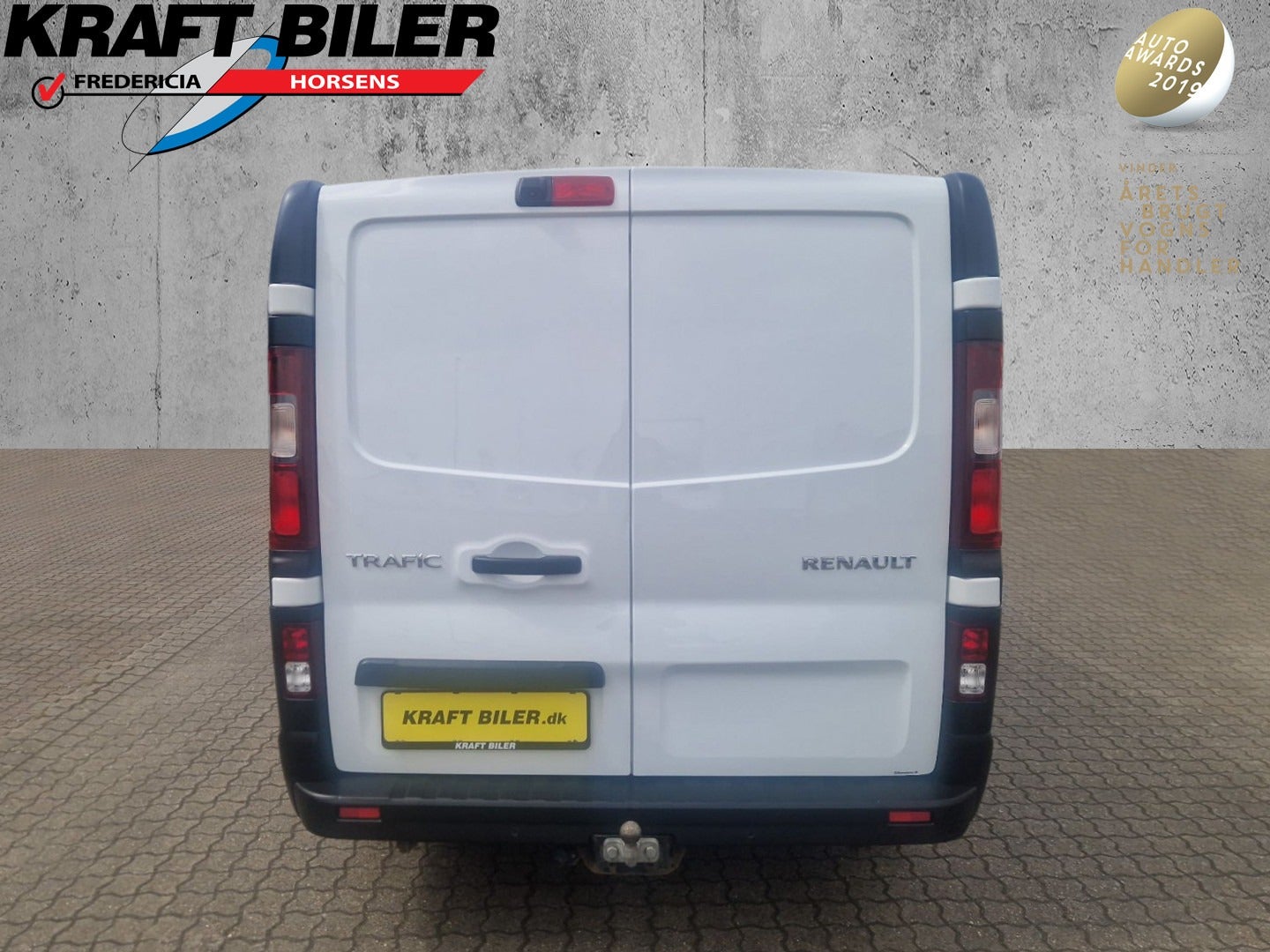 flexleasing-renault-trafic-t29-20-dci-120-l2h1-findleasing