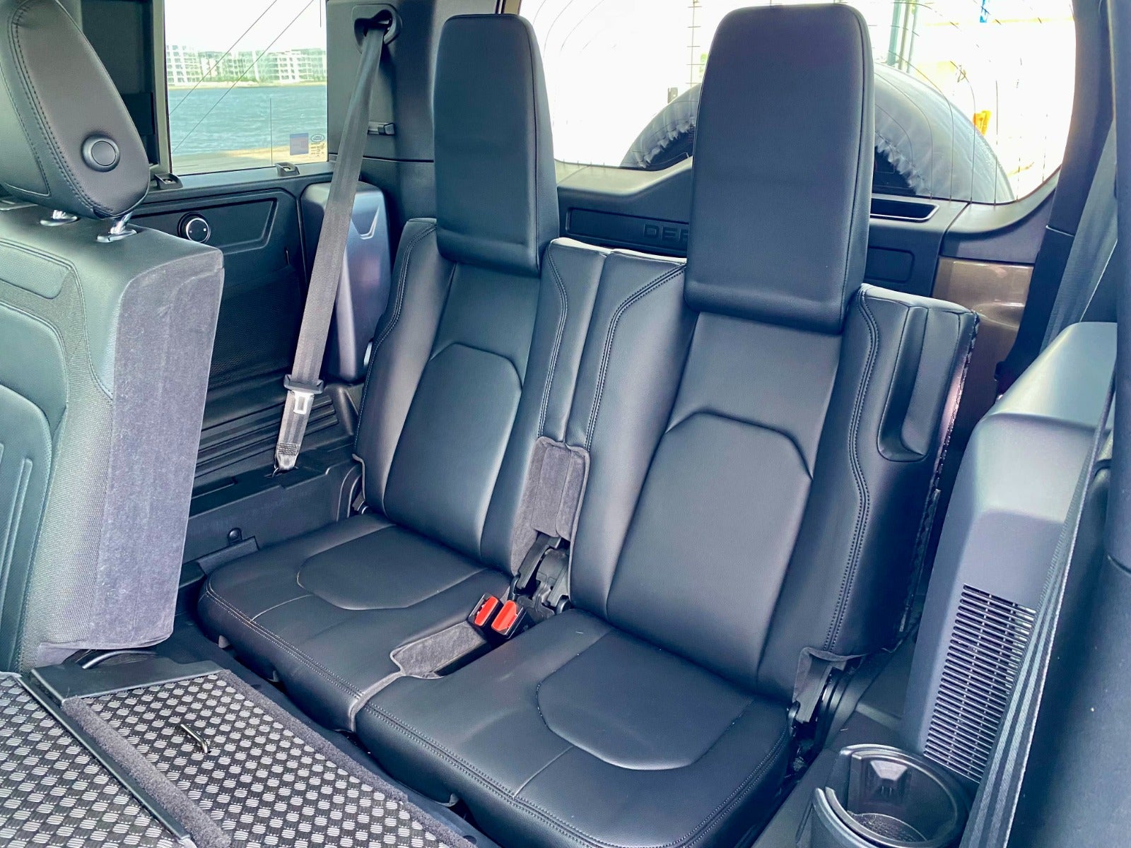 flexleasing-land-rover-defender-110-30-p400-first-edition-aut-5d-findleasing