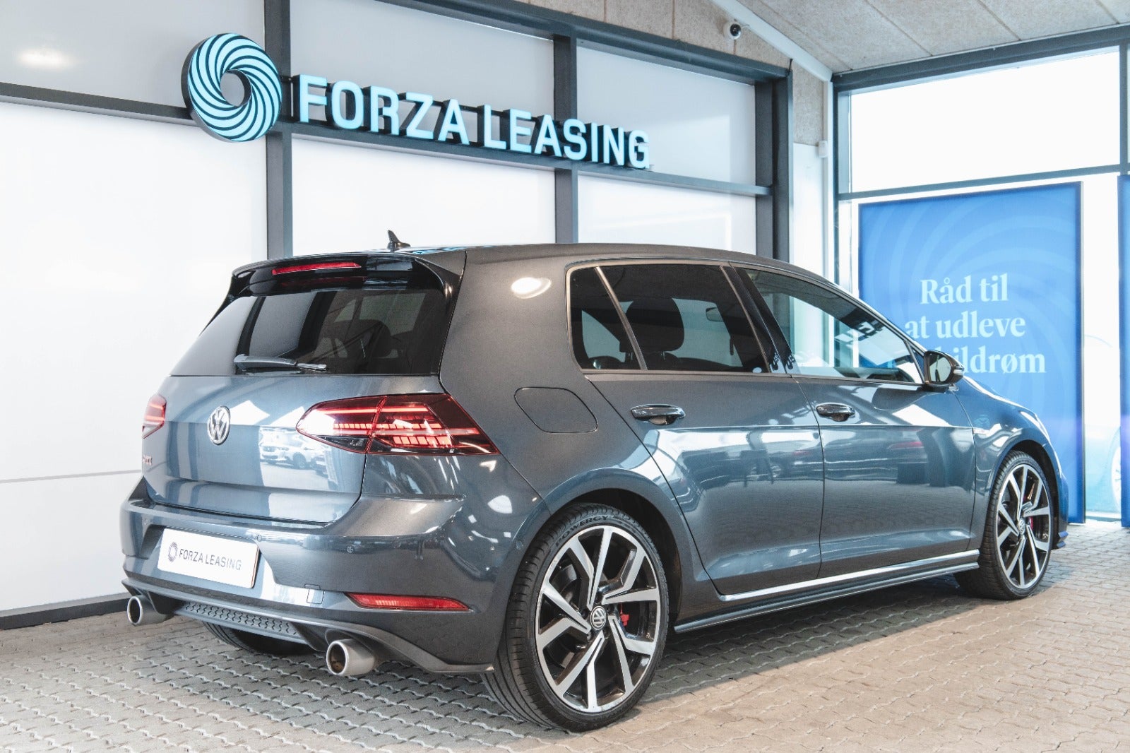 flexleasing-vw-golf-vii-20-gti-performance-dsg-5d-findleasing