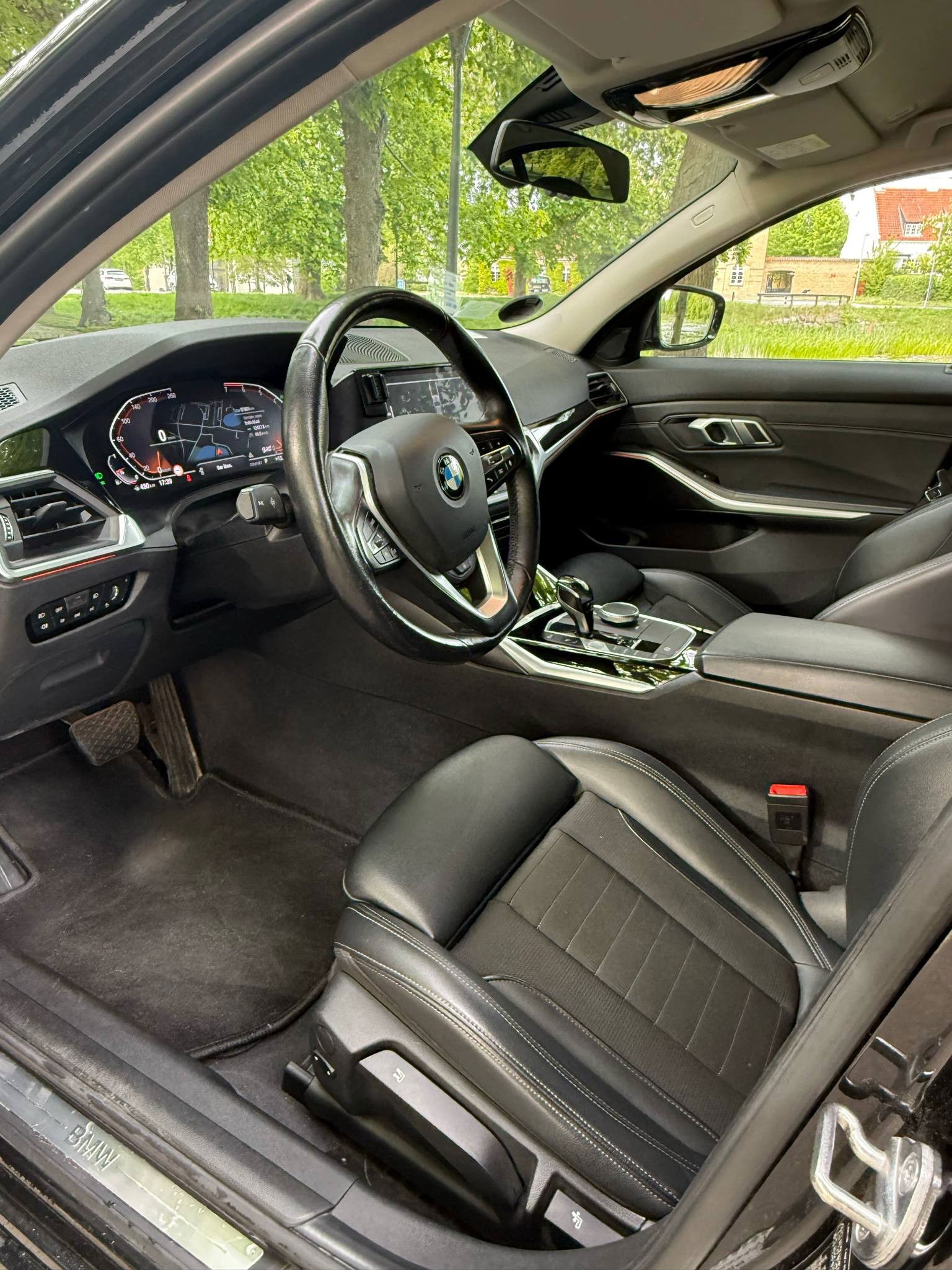 flexleasing-bmw-330i-sport-line-med-258-hk-findleasing