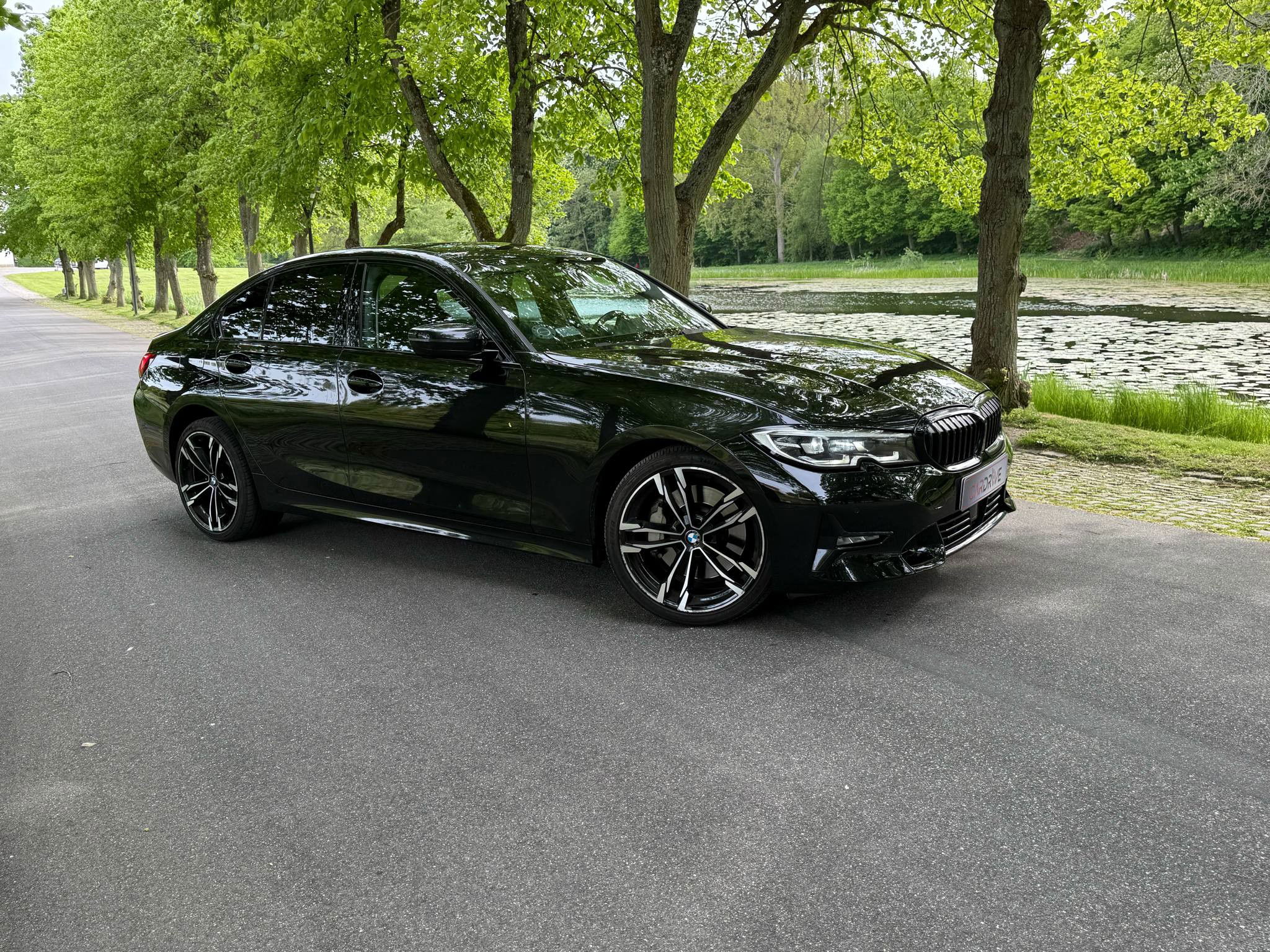 flexleasing-bmw-330i-sport-line-med-258-hk-findleasing