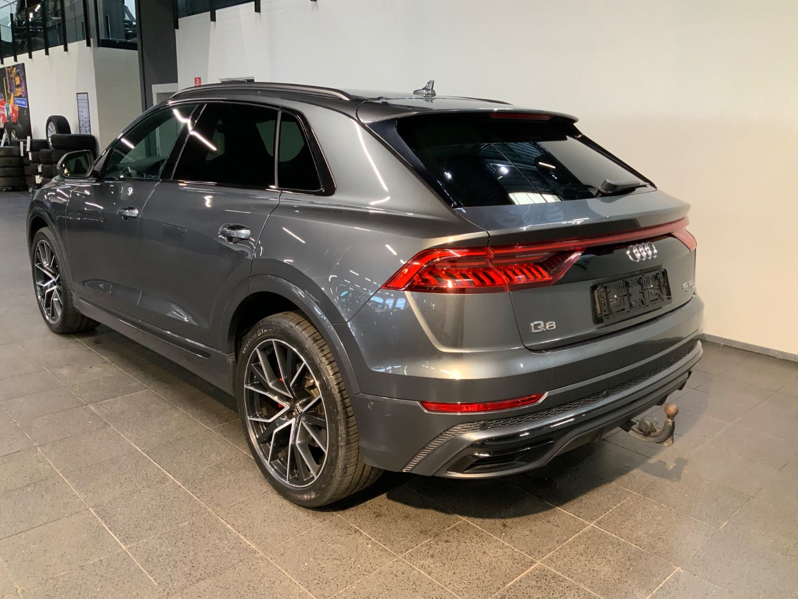 flexleasing-audi-q8-50-tdi-s-line-quattro-tiptr-5d-findleasing