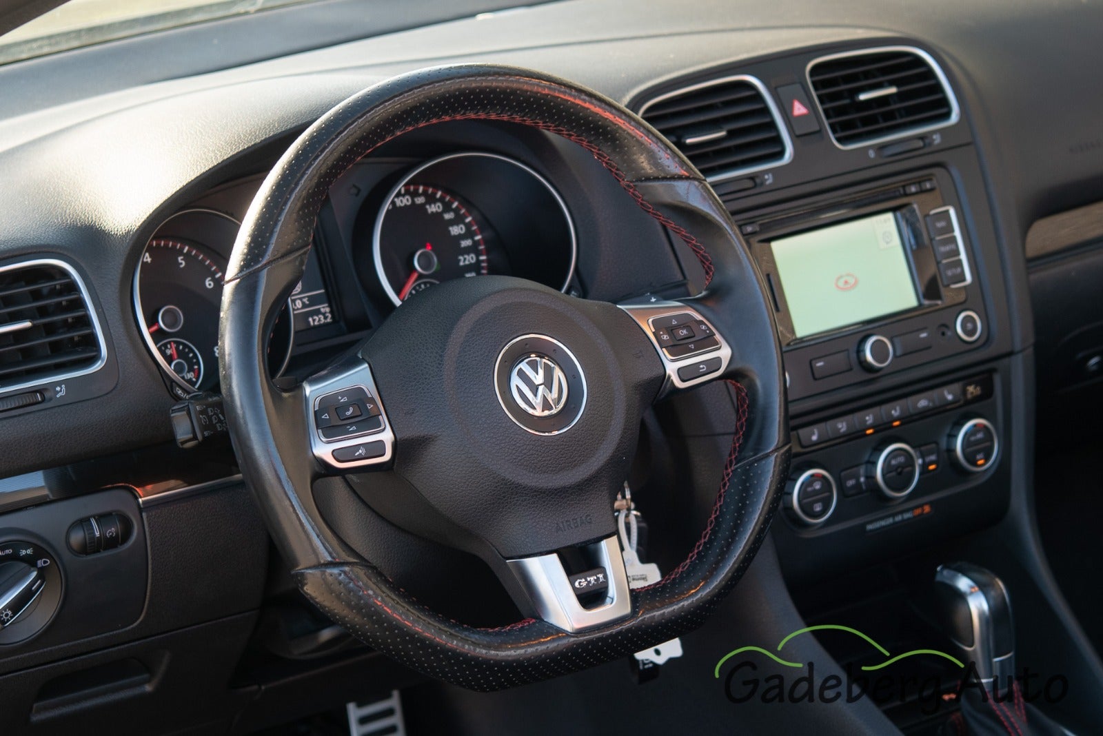 flexleasing-vw-golf-vi-20-gti-cabriolet-dsg-2d-findleasing