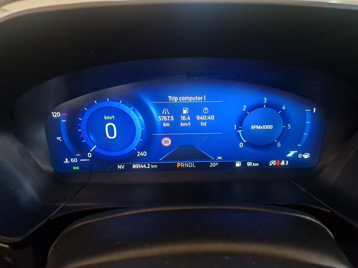 flexleasing-ford-kuga-15-ecoblue-titanium-aut-van-5d-findleasing