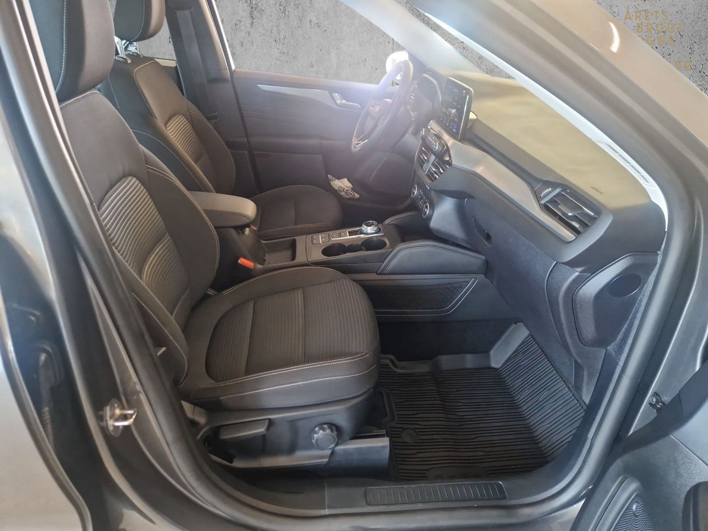 flexleasing-ford-kuga-15-ecoblue-titanium-aut-van-5d-findleasing