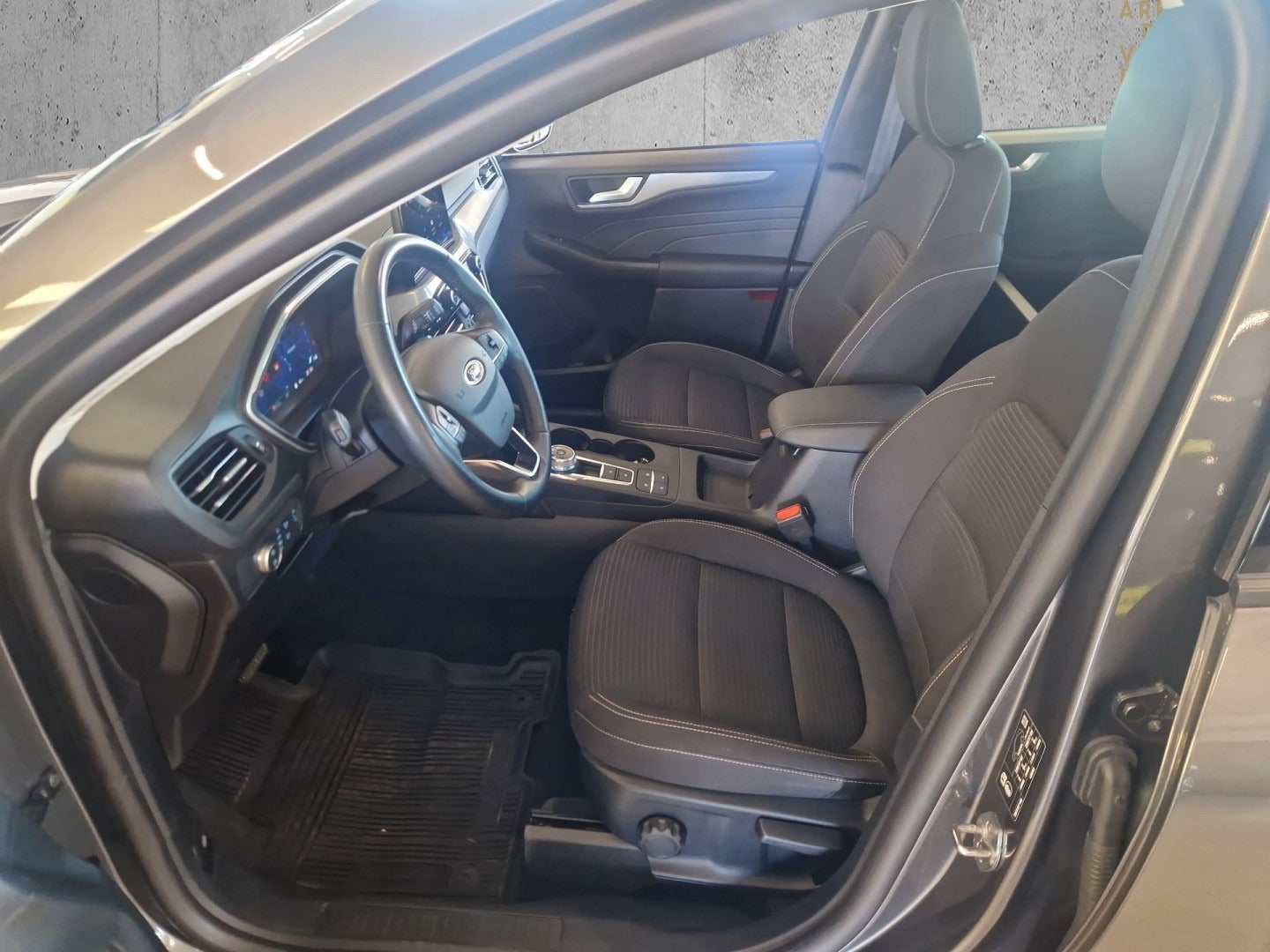 flexleasing-ford-kuga-15-ecoblue-titanium-aut-van-5d-findleasing