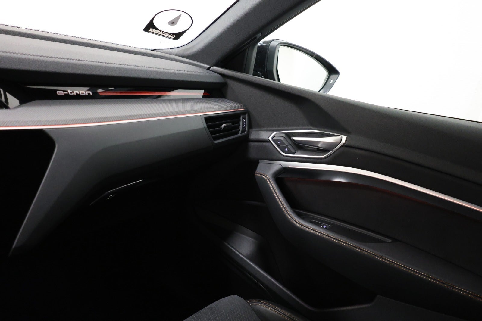 flexleasing-audi-e-tron-55-black-edition-s-line-quattro-5d-findleasing