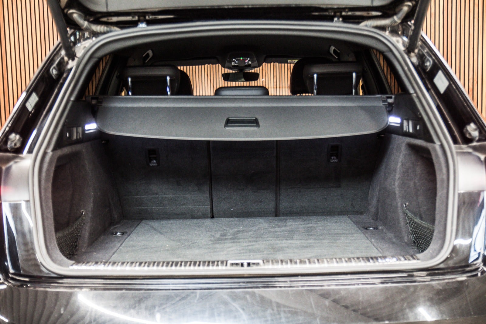 flexleasing-audi-e-tron-55-s-line-quattro-5d-findleasing