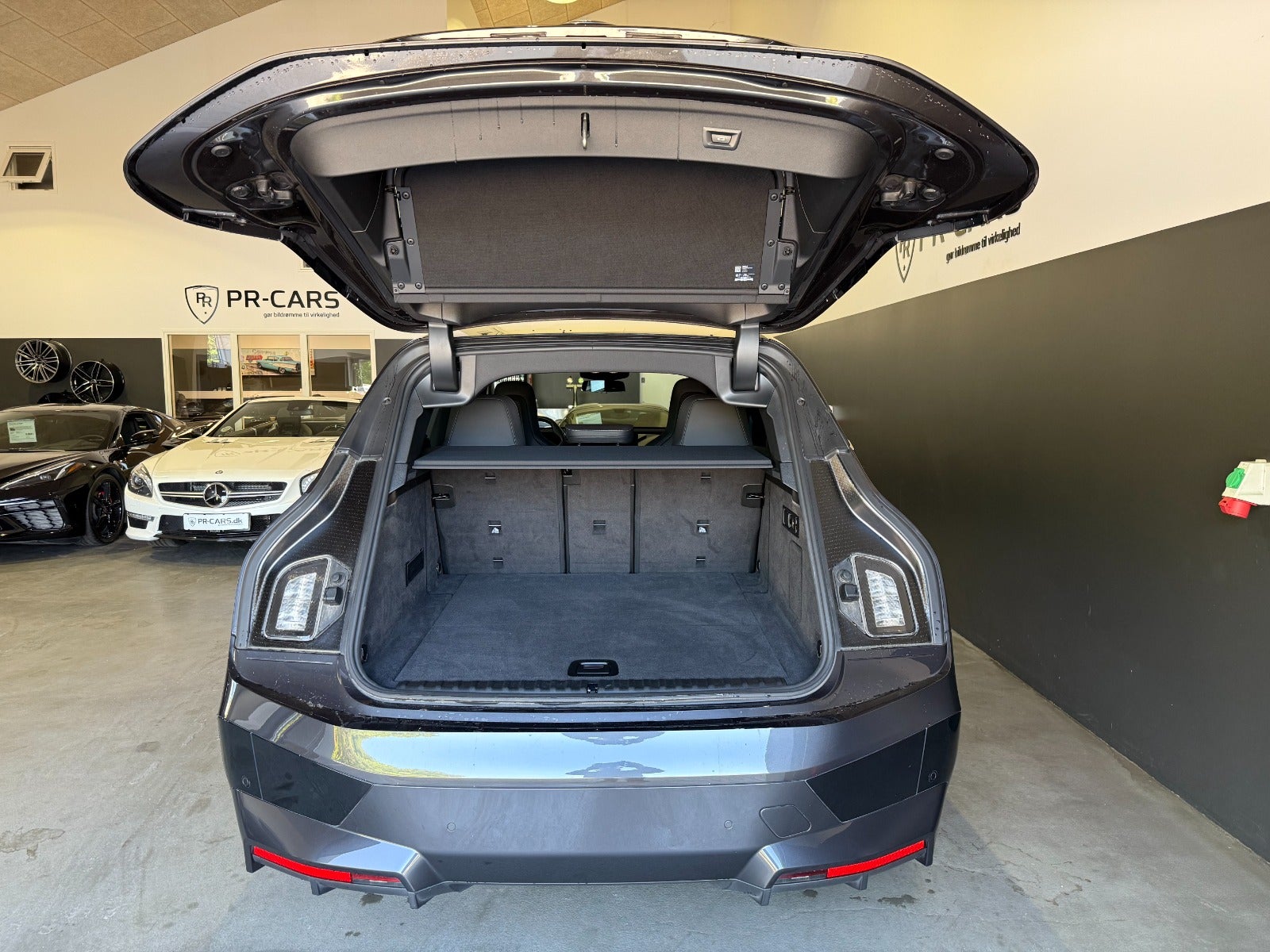 flexleasing-bmw-ix-m60-xdrive40-5d-findleasing