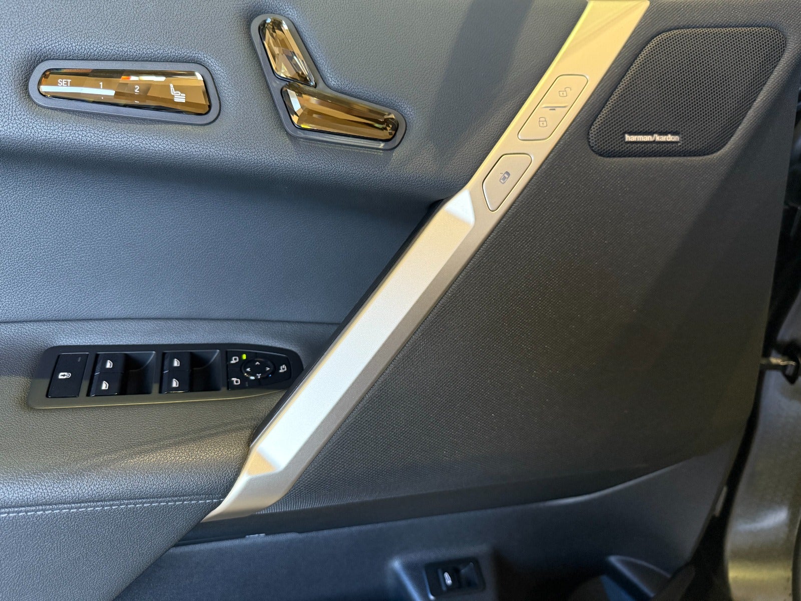 flexleasing-bmw-ix-m60-xdrive40-5d-findleasing