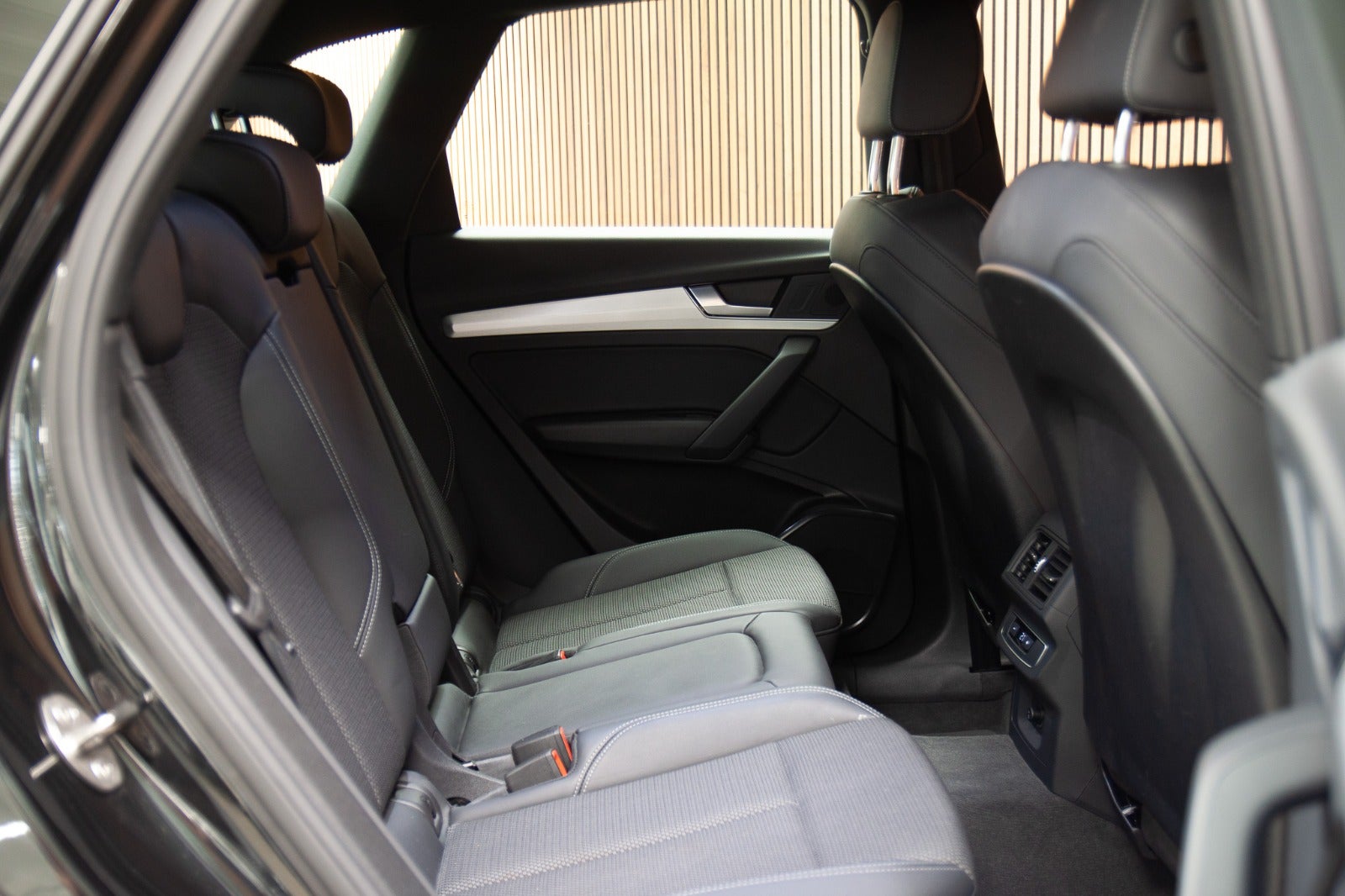 flexleasing-audi-q5-50-tfsi-e-s-line-quattro-s-tr-5d-findleasing