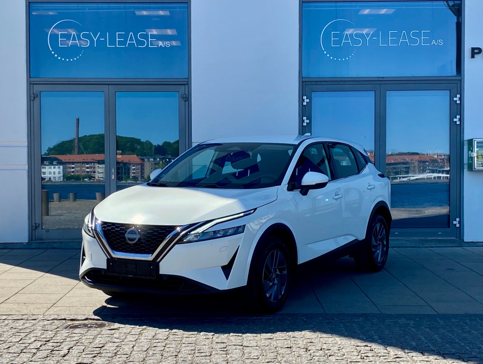 flexleasing-nissan-qashqai-13-mhev-acenta-5d-findleasing