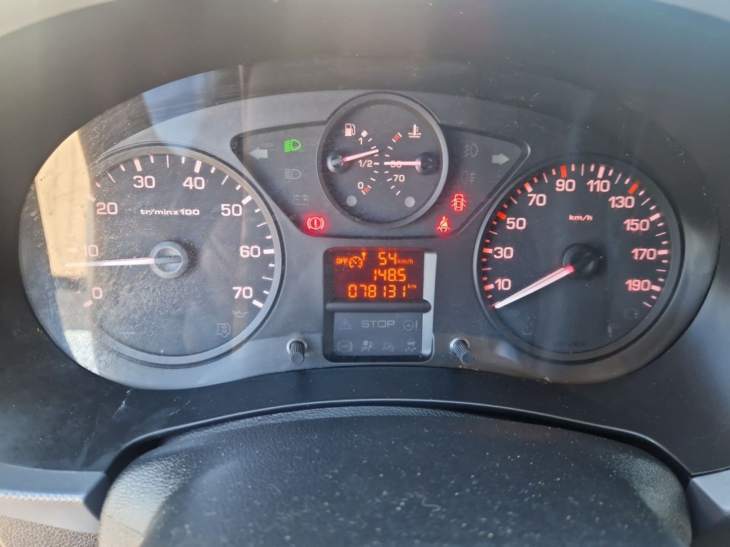 flexleasing-citroen-berlingo-16-bluehdi-100-cityvan-l1n2-5d-findleasing
