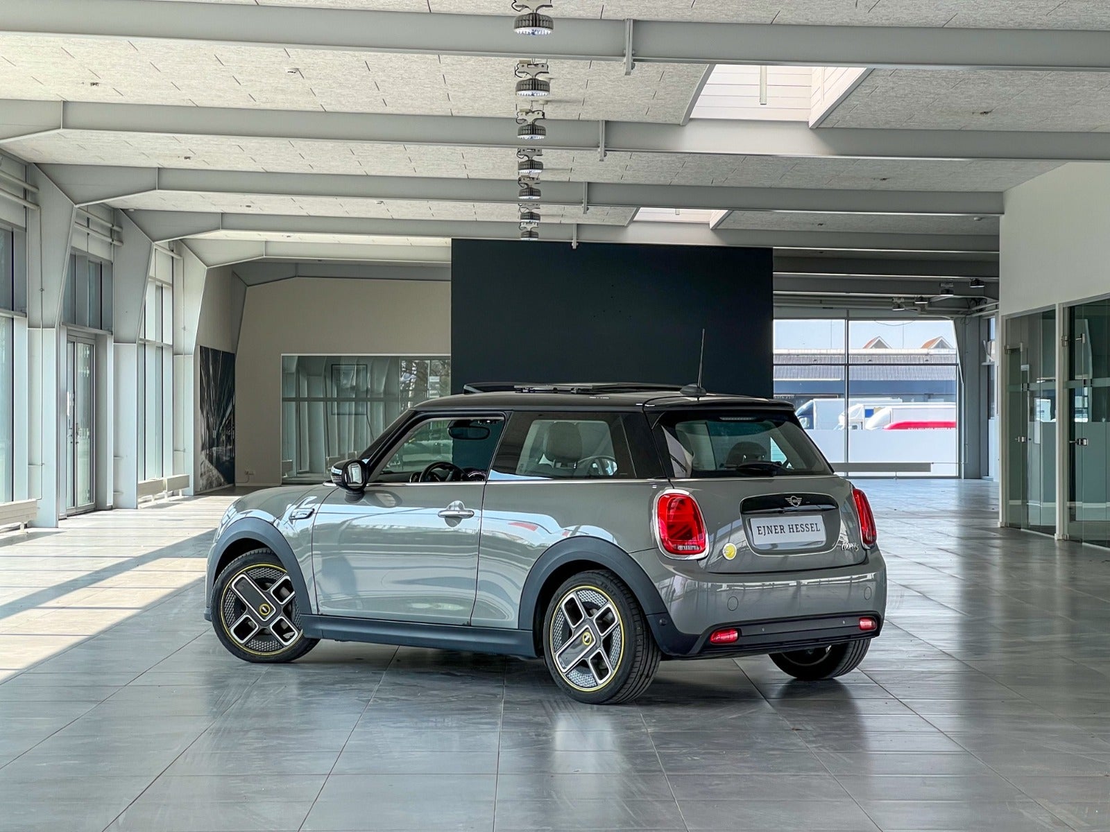 flexleasing-mini-cooper-se-camden-edition-3d-findleasing