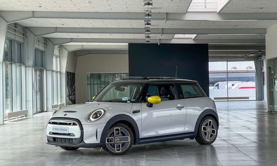 MINI Cooper SE  Yours Trim 3d