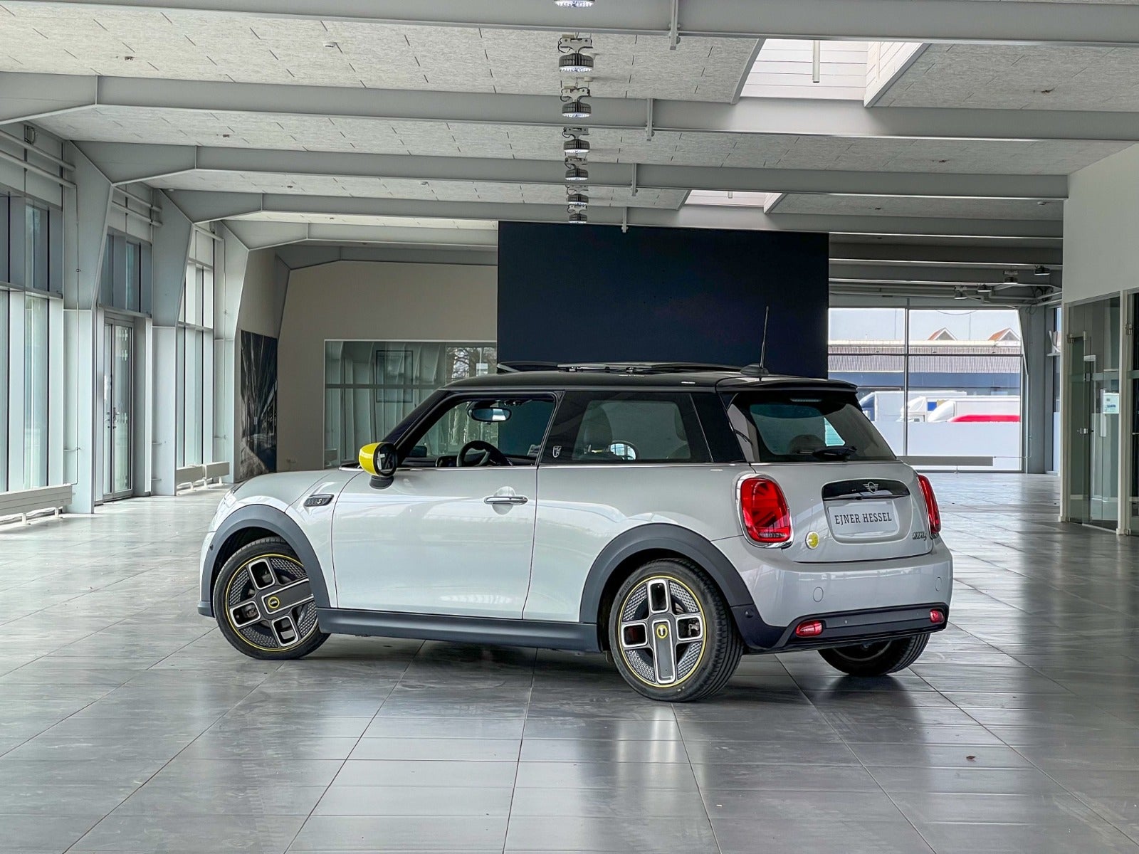 flexleasing-mini-cooper-se-yours-trim-3d-findleasing