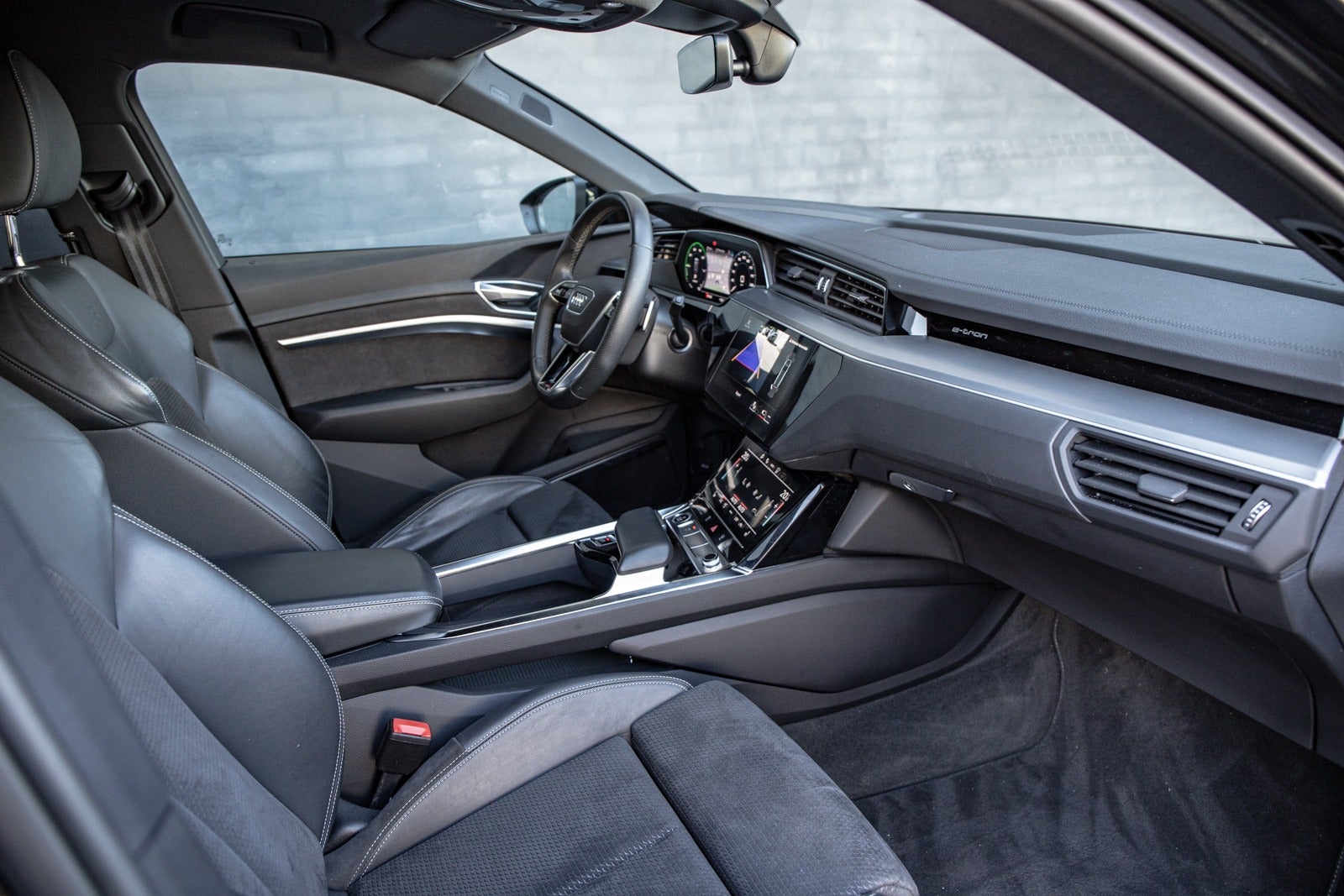flexleasing-audi-e-tron-55-s-line-quattro-5d-findleasing