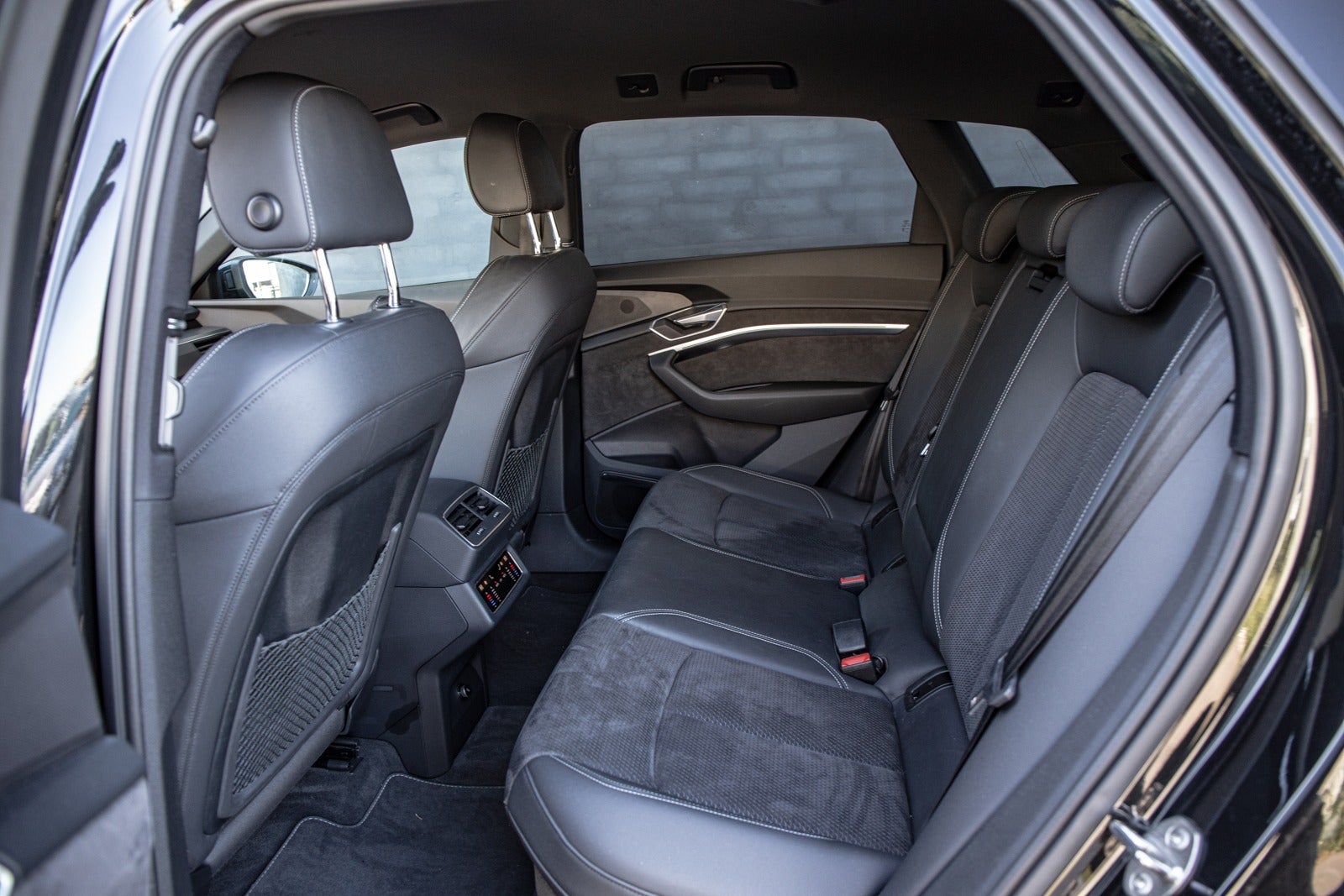 flexleasing-audi-e-tron-55-s-line-quattro-5d-findleasing