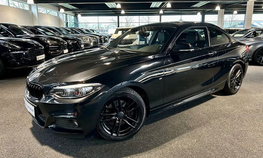 BMW 220i 2,0 Coupé aut. 2d
