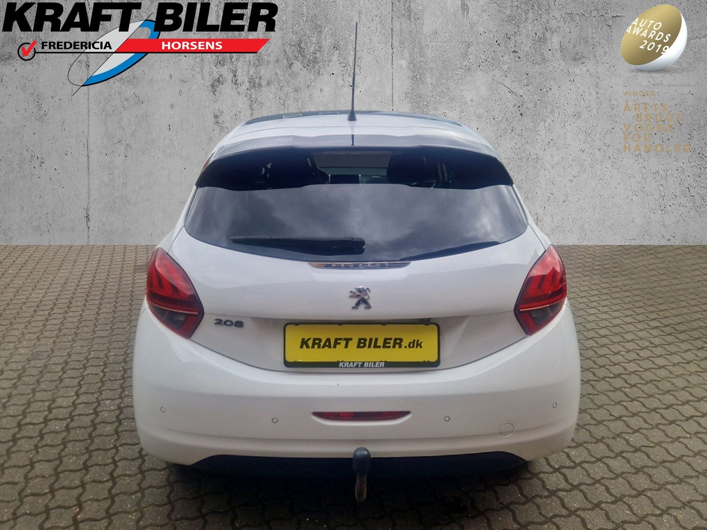 flexleasing-peugeot-208-16-bluehdi-100-envy-sky-van-5d-findleasing