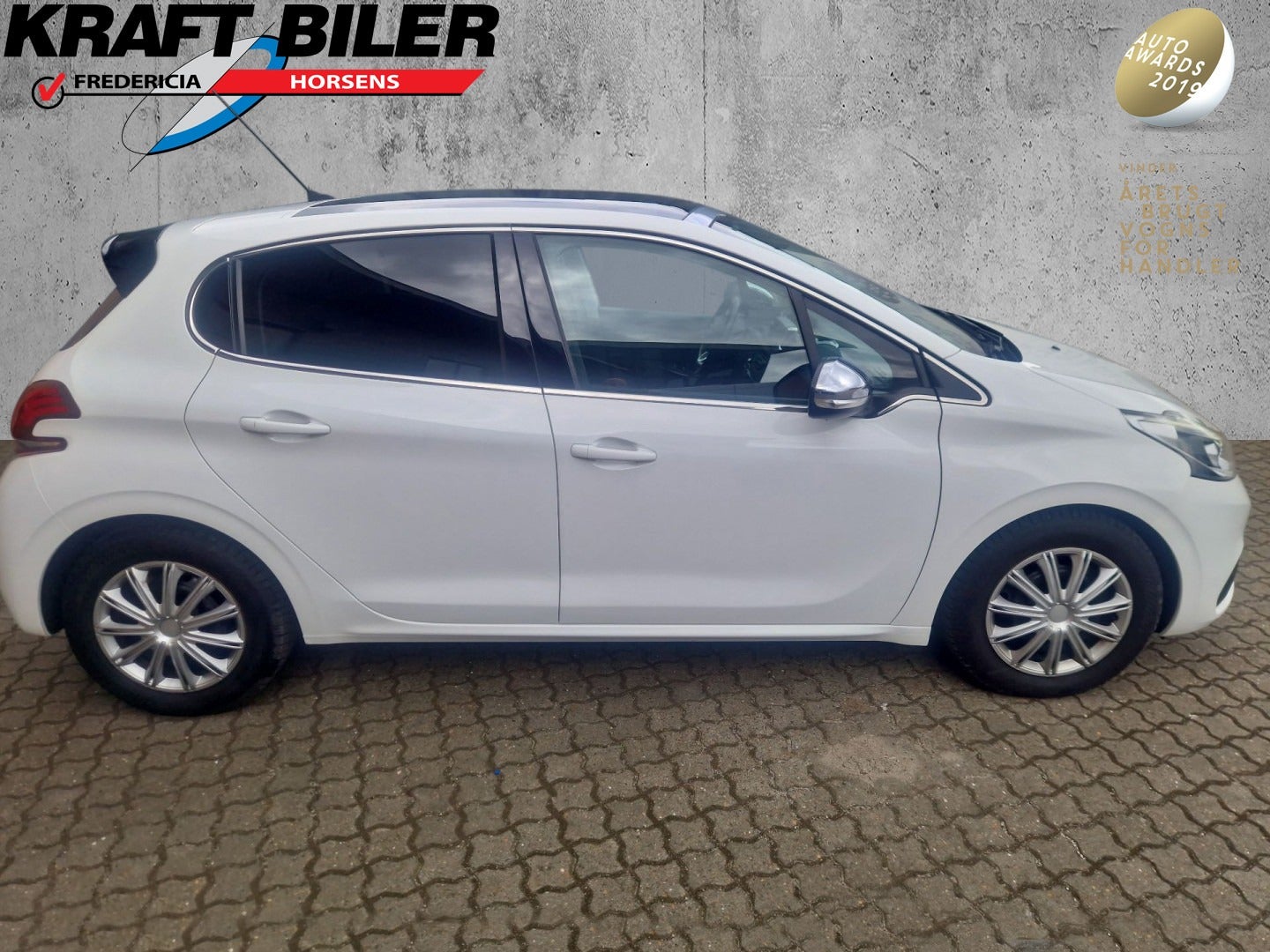 flexleasing-peugeot-208-16-bluehdi-100-envy-sky-van-5d-findleasing