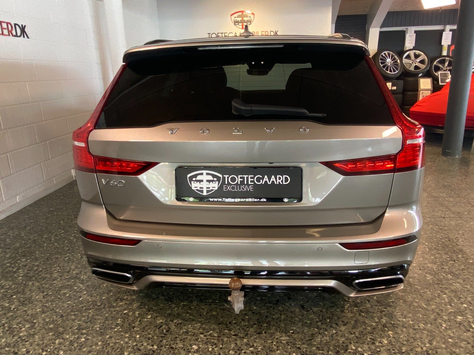 flexleasing-volvo-v60-20-b4-197-r-design-aut-5d-findleasing