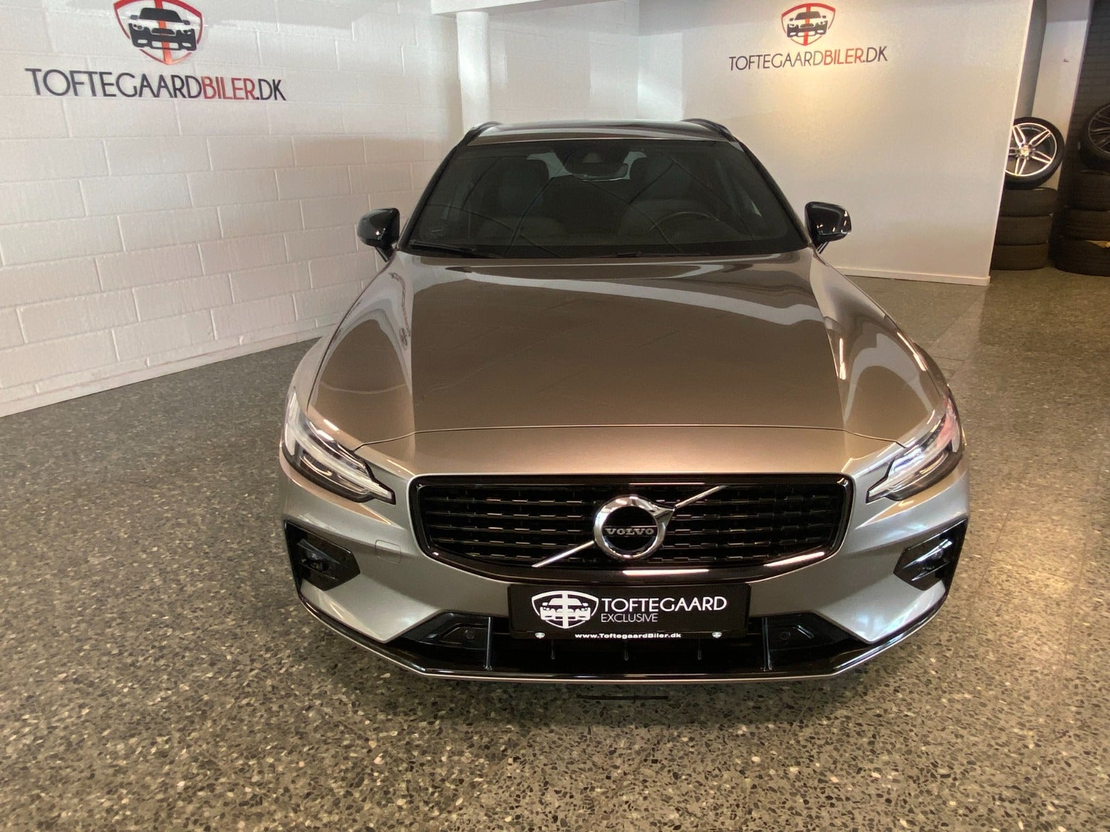 flexleasing-volvo-v60-20-b4-197-r-design-aut-5d-findleasing