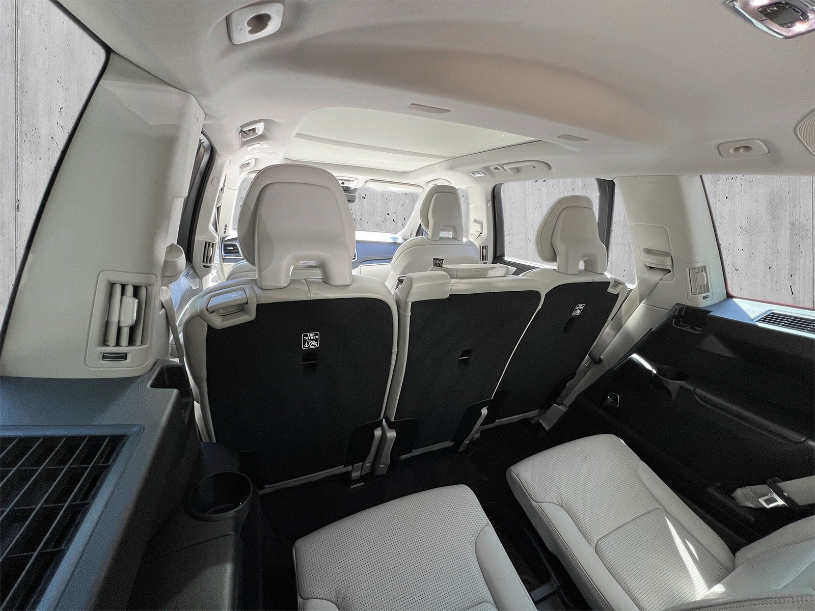 flexleasing-volvo-xc90-20-t8-390-r-design-aut-awd-7prs-5d-findleasing
