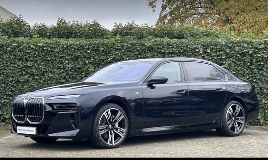 BMW i7 xDrive60 High Exe | M-Sport | 21" | Panorama