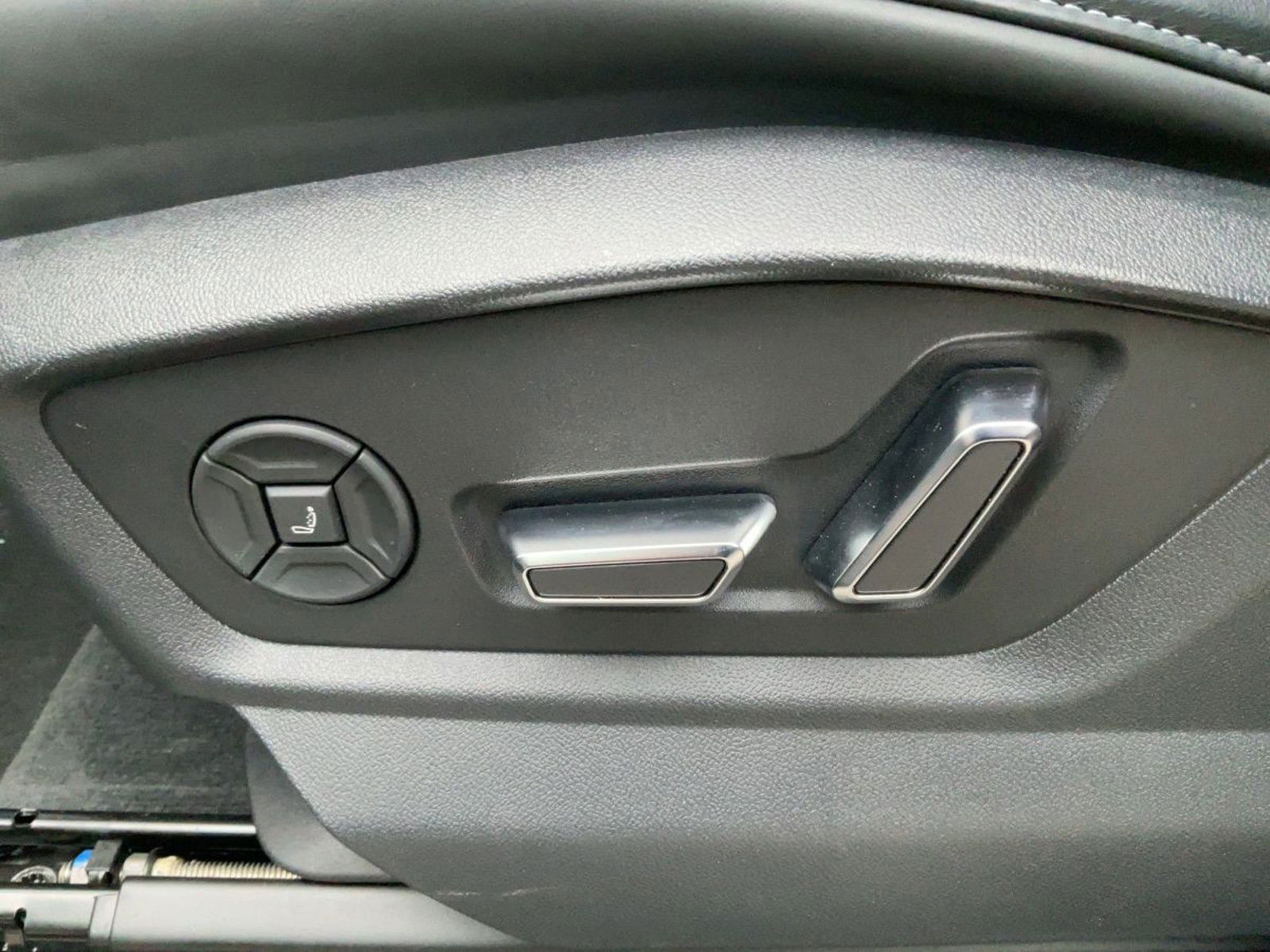 Audi SQ7 4.0 TFSI V8 - 507 hk quattro tiptronic