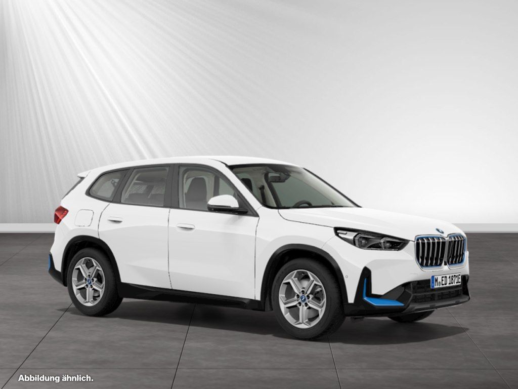 BMW iX1 xDrive30 Head-Up|ParkingAss.+|LCProf.