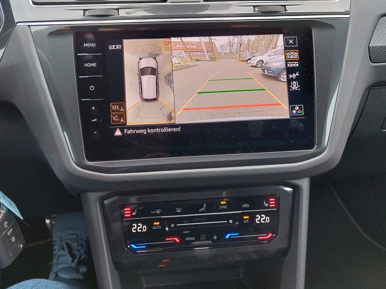 VW Tiguan 2,0 TDI R-Line 4M BlackStyle*Standhzg*LED