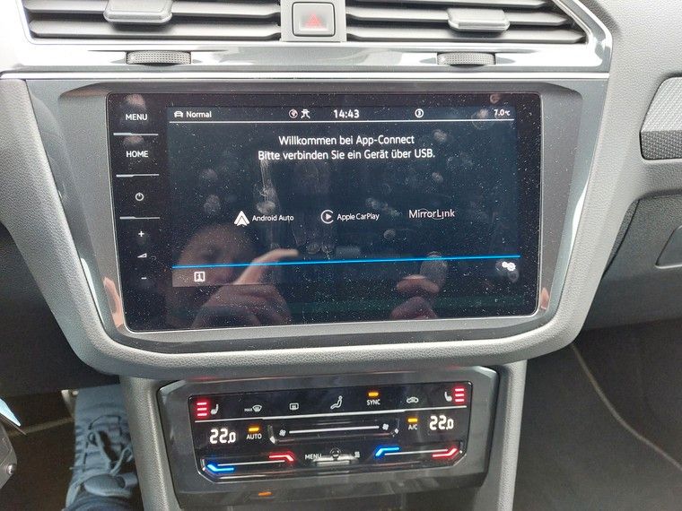 VW Tiguan 2,0 TDI R-Line 4M BlackStyle*Standhzg*LED