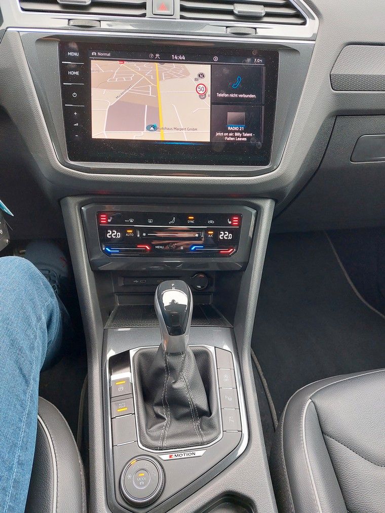 VW Tiguan 2,0 TDI R-Line 4M BlackStyle*Standhzg*LED